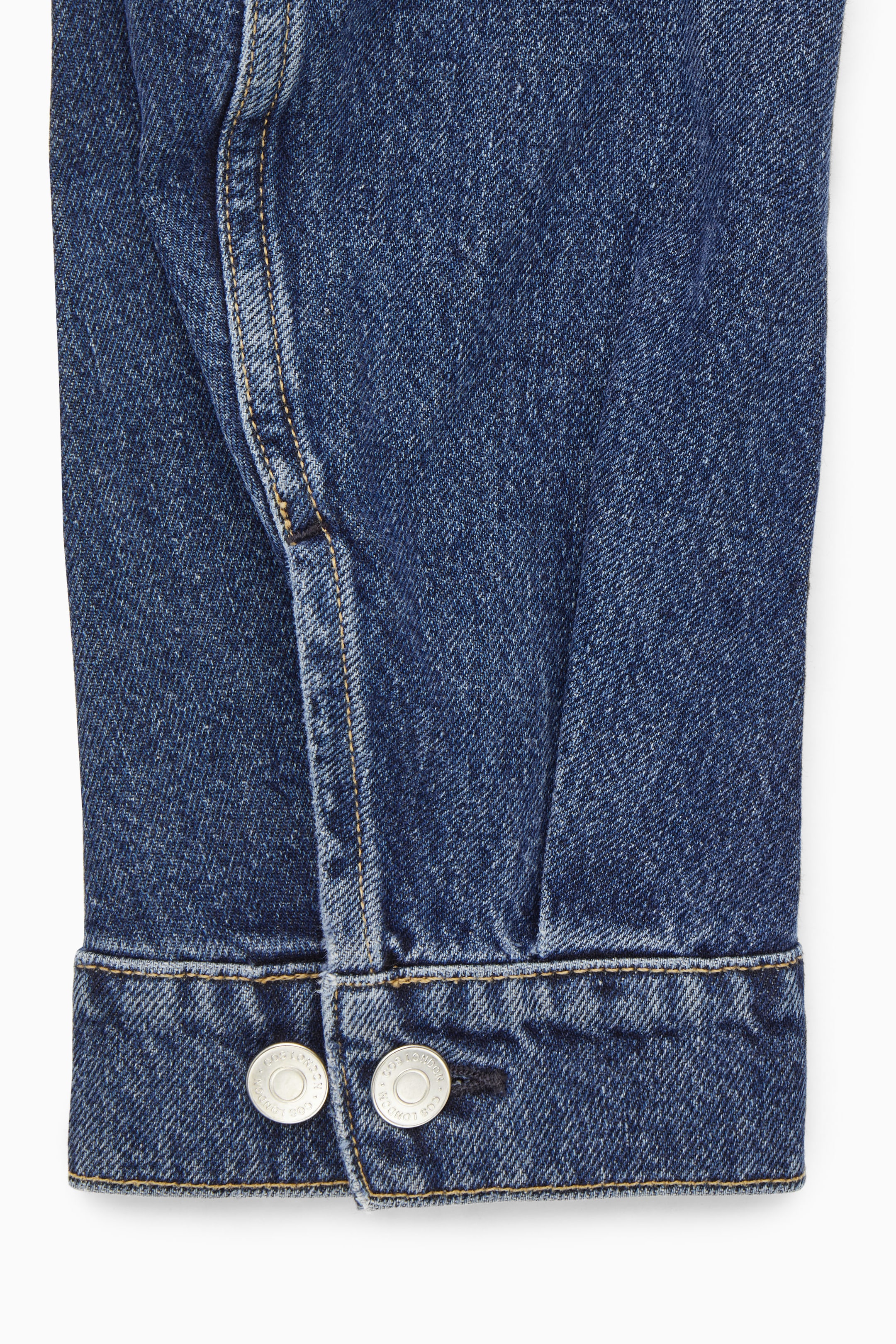 CROPPED DENIM JACKET