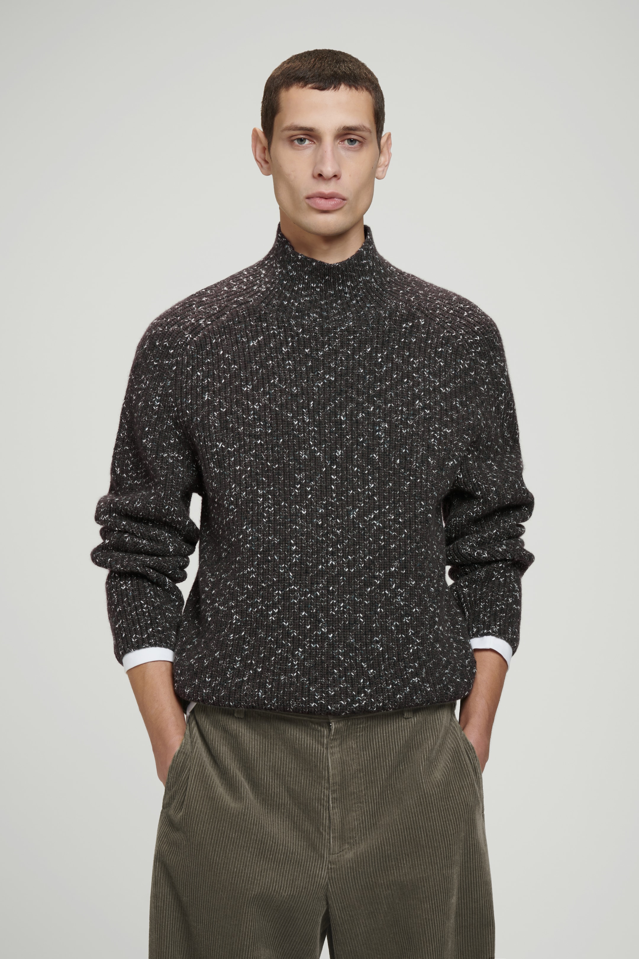 Grösseres Bild ansehen: WOLLPULLOVER AUS VERZWIRNTER WOLLE - DUNKELGRÜN - HERREN | H&M CH 1