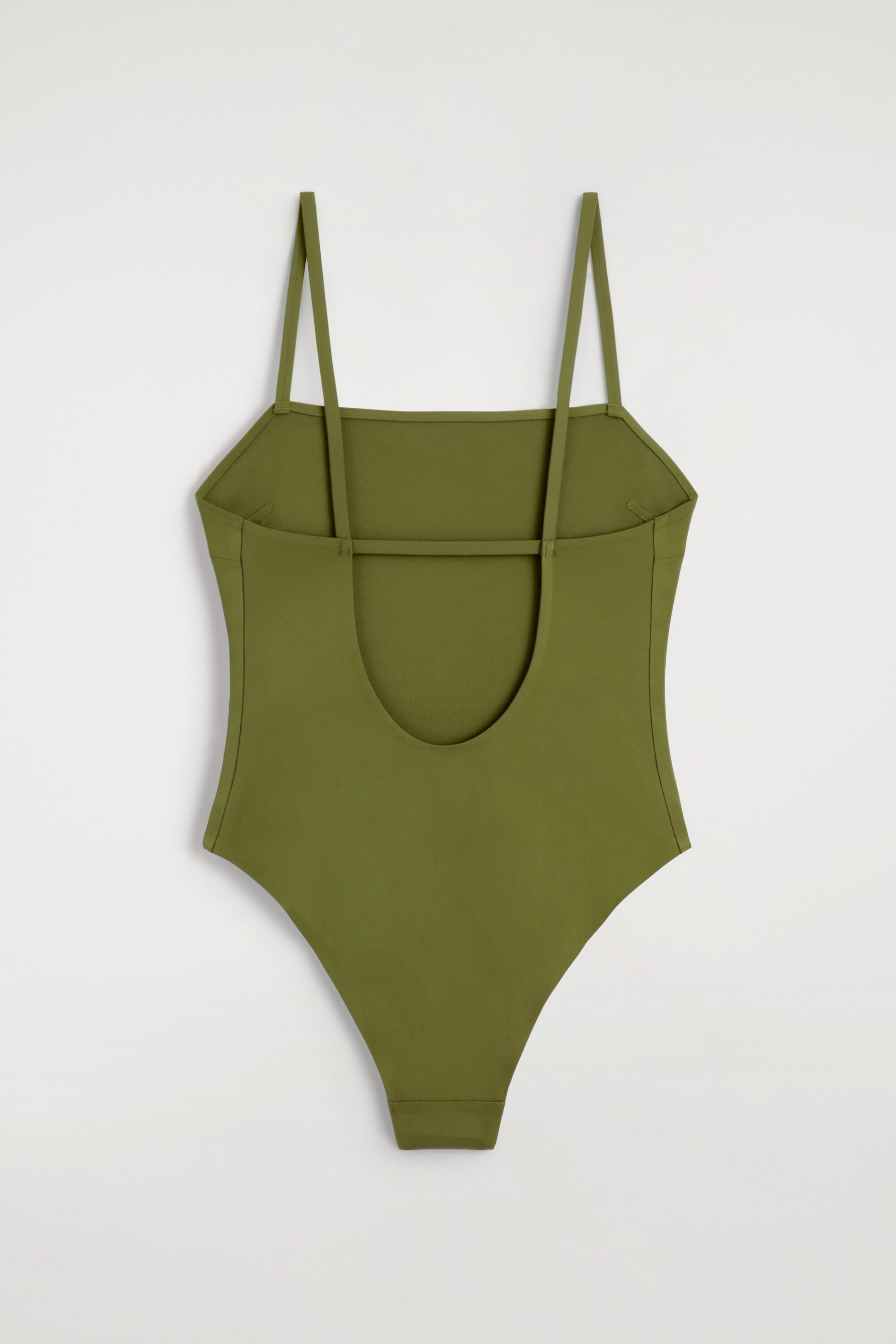 StillMedia/DescriptiveDetail