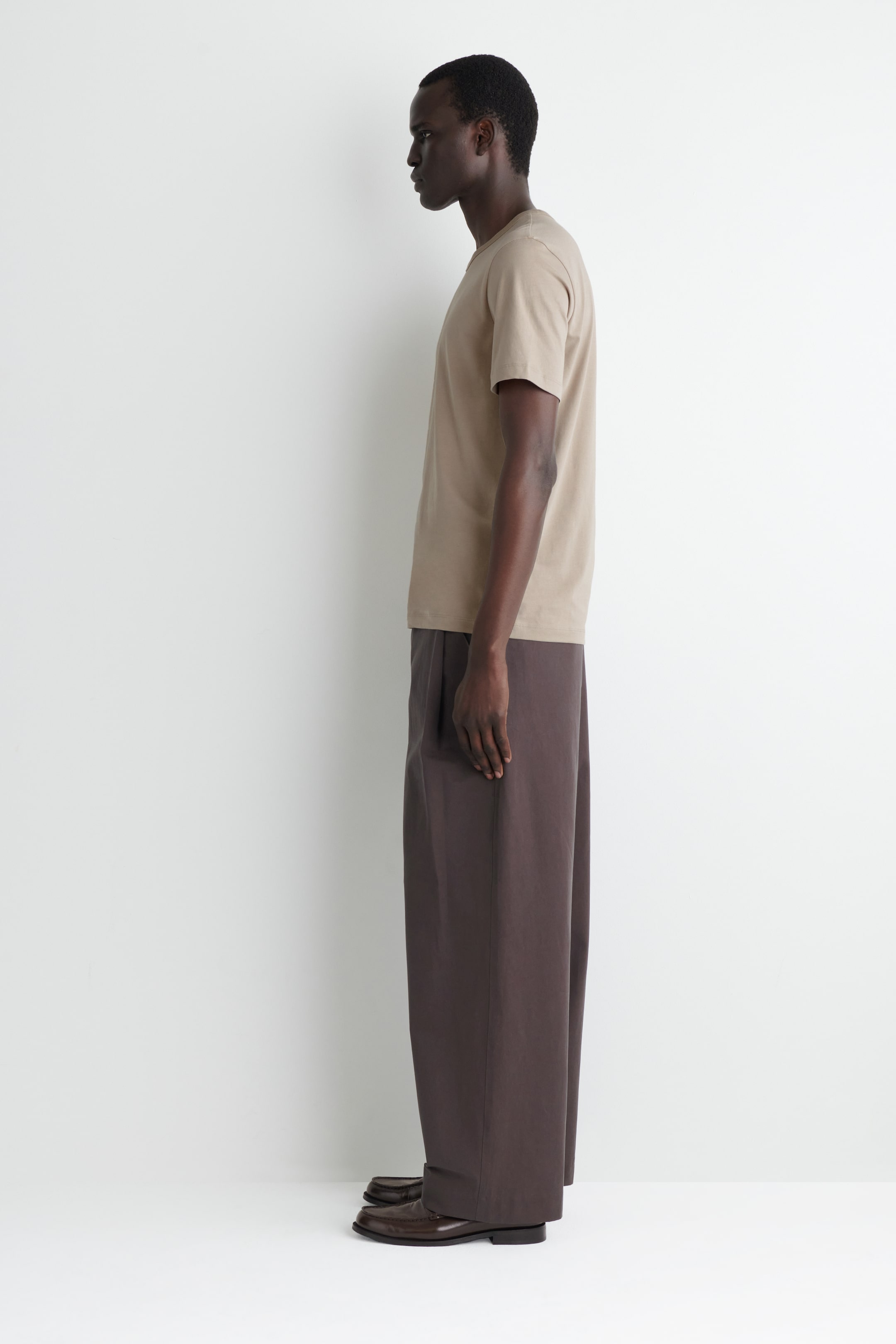 Ver imagen más grande: CAMISA DE ALGODÓN CEPILLADO - TOPO - HOMBRE | H&M ES 4
