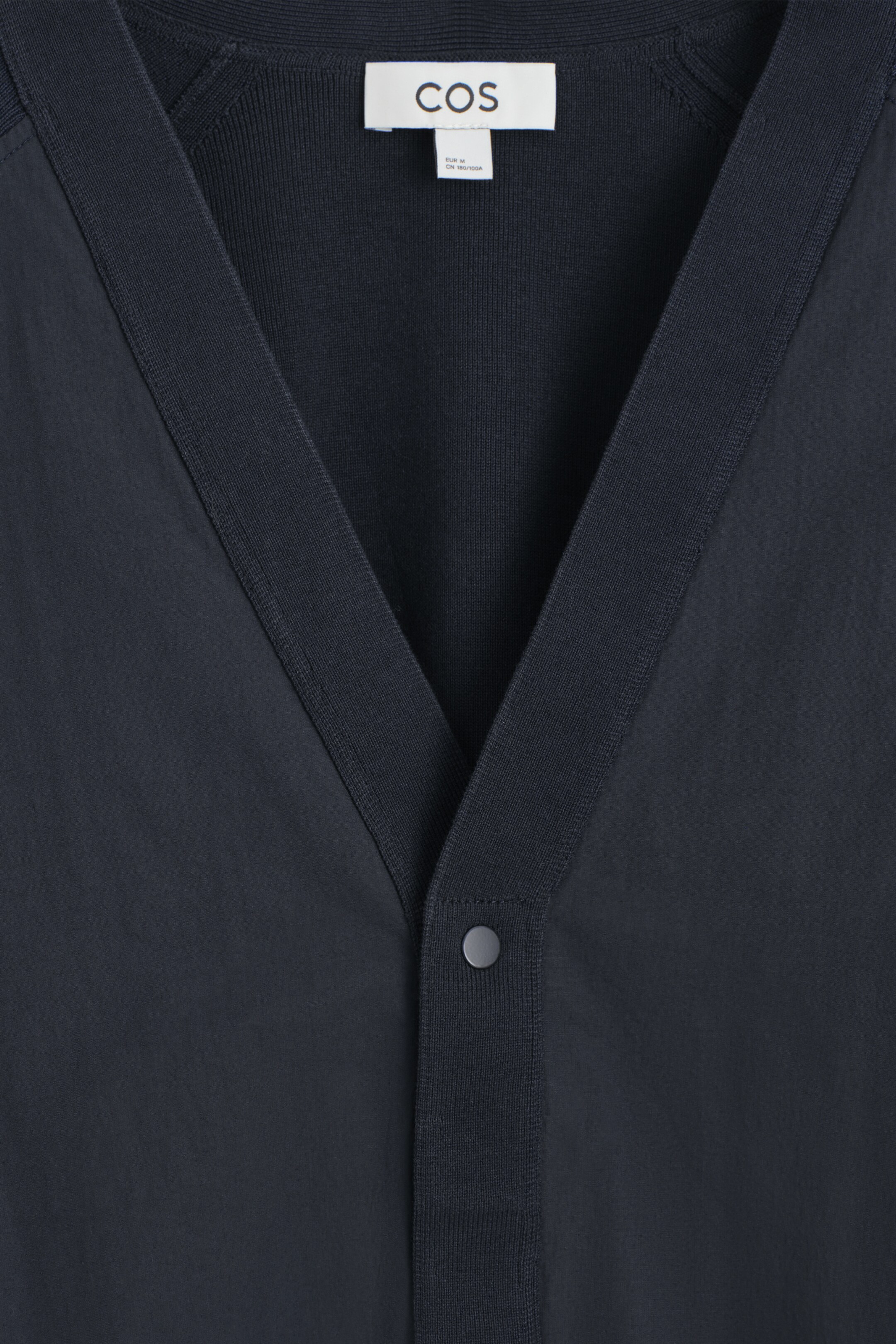 Grotere afbeelding bekijken: Gebreid vest met nylonpanelen - MARINEBLAUW - HEREN | H&M BE 7