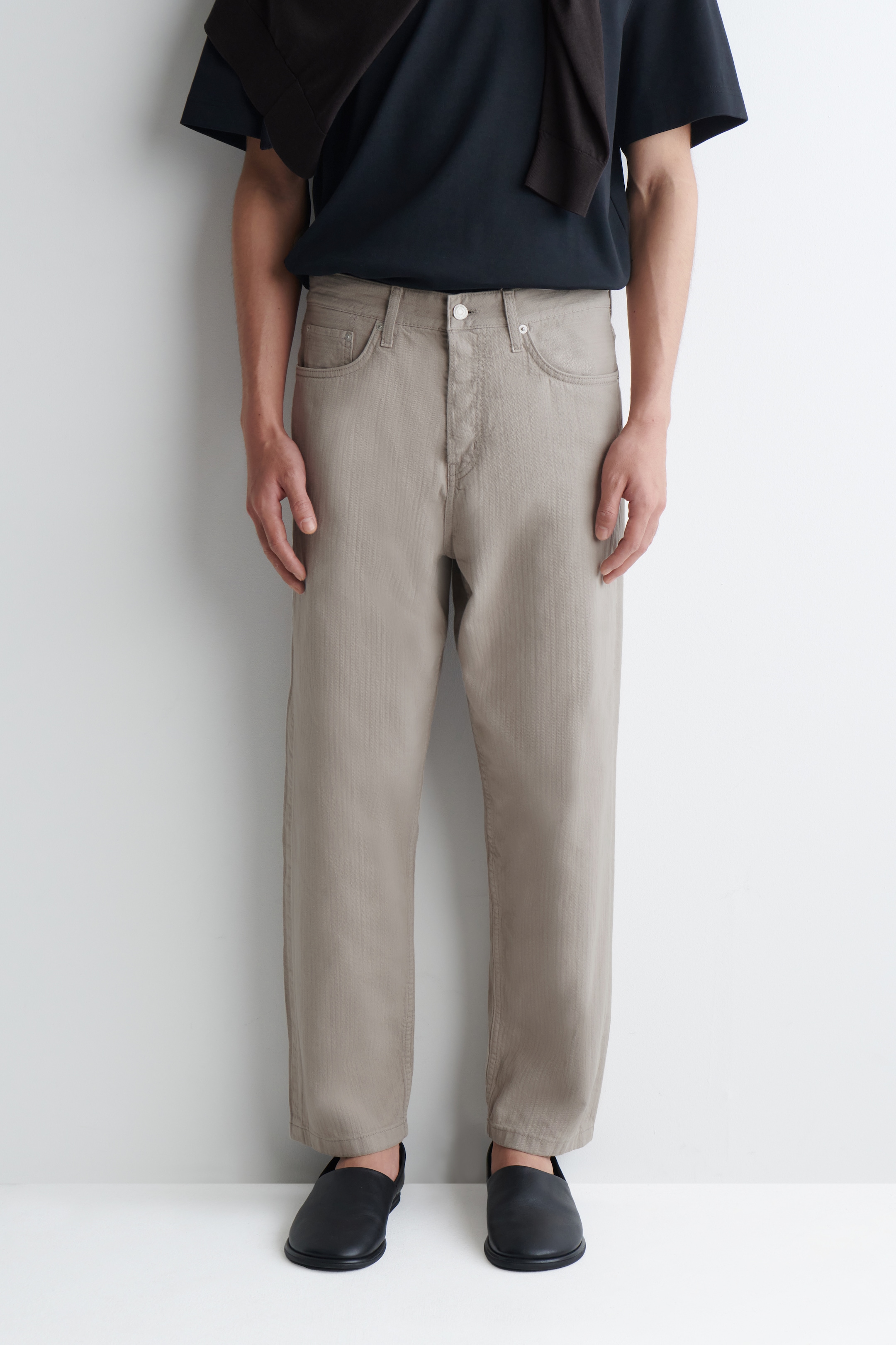 Visualizza immagine più grande: JEANS DOME A GAMBA DRITTA - TALPA / SPIGATO - UOMO | H&M IT 2