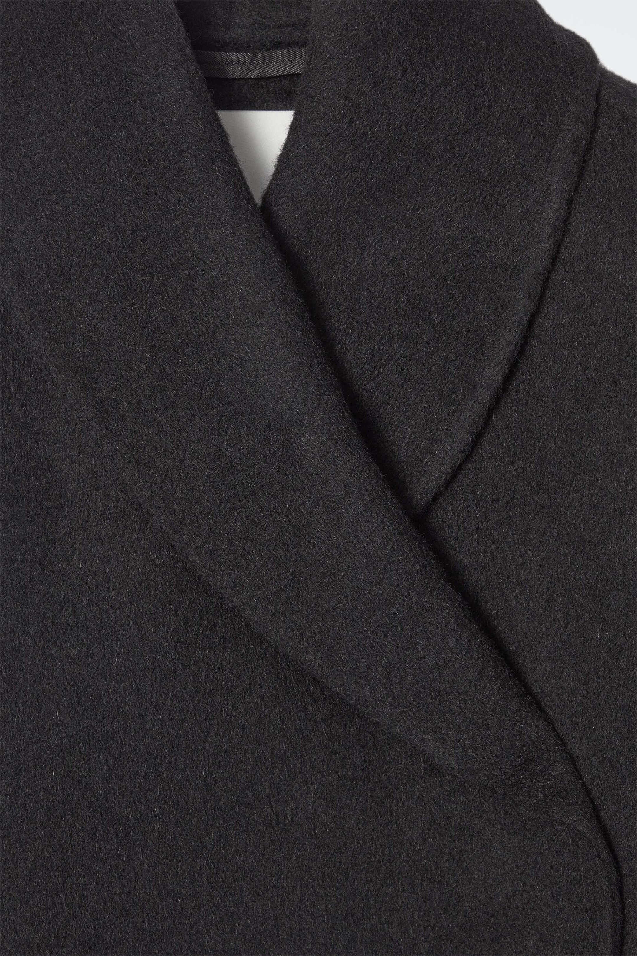View larger image: DOUBLE-FACED WOOL PEA COAT - BLACK - Ladies | H&M GB 3