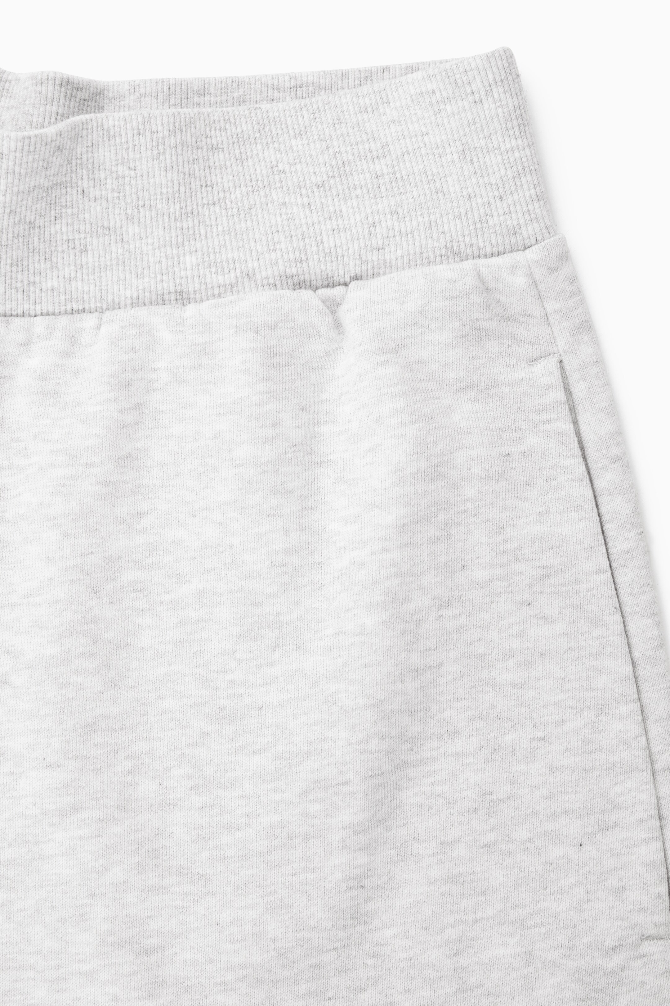 View larger image: BARREL-LEG JOGGERS - LIGHT GREY MÉLANGE - Ladies | H&M GB 2