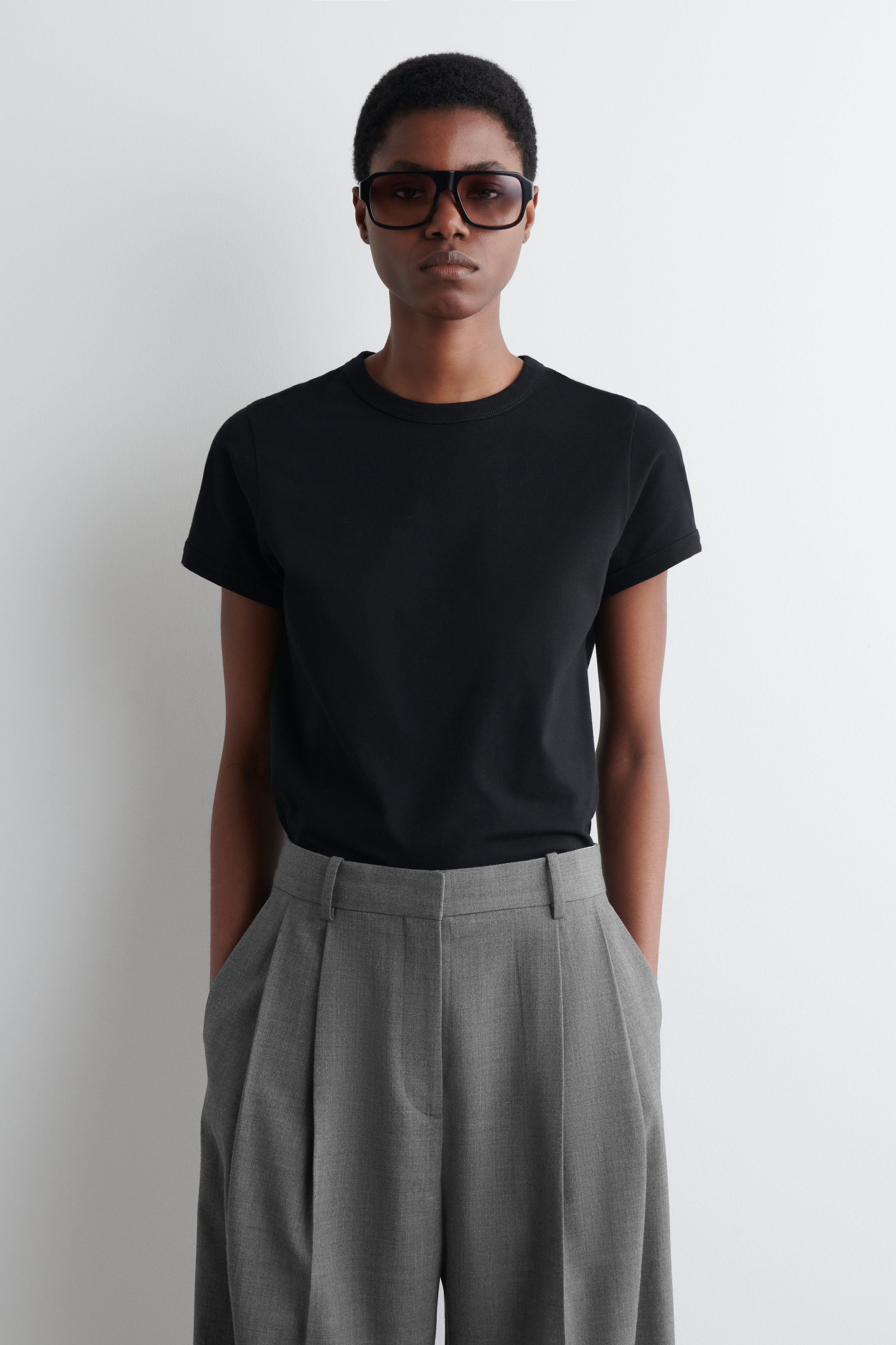 ★2023SS新作★SATUR★Preci Ringer Crop T-shirt 99% Invisible: The Power Broker Band T-shirt – Sirius XM