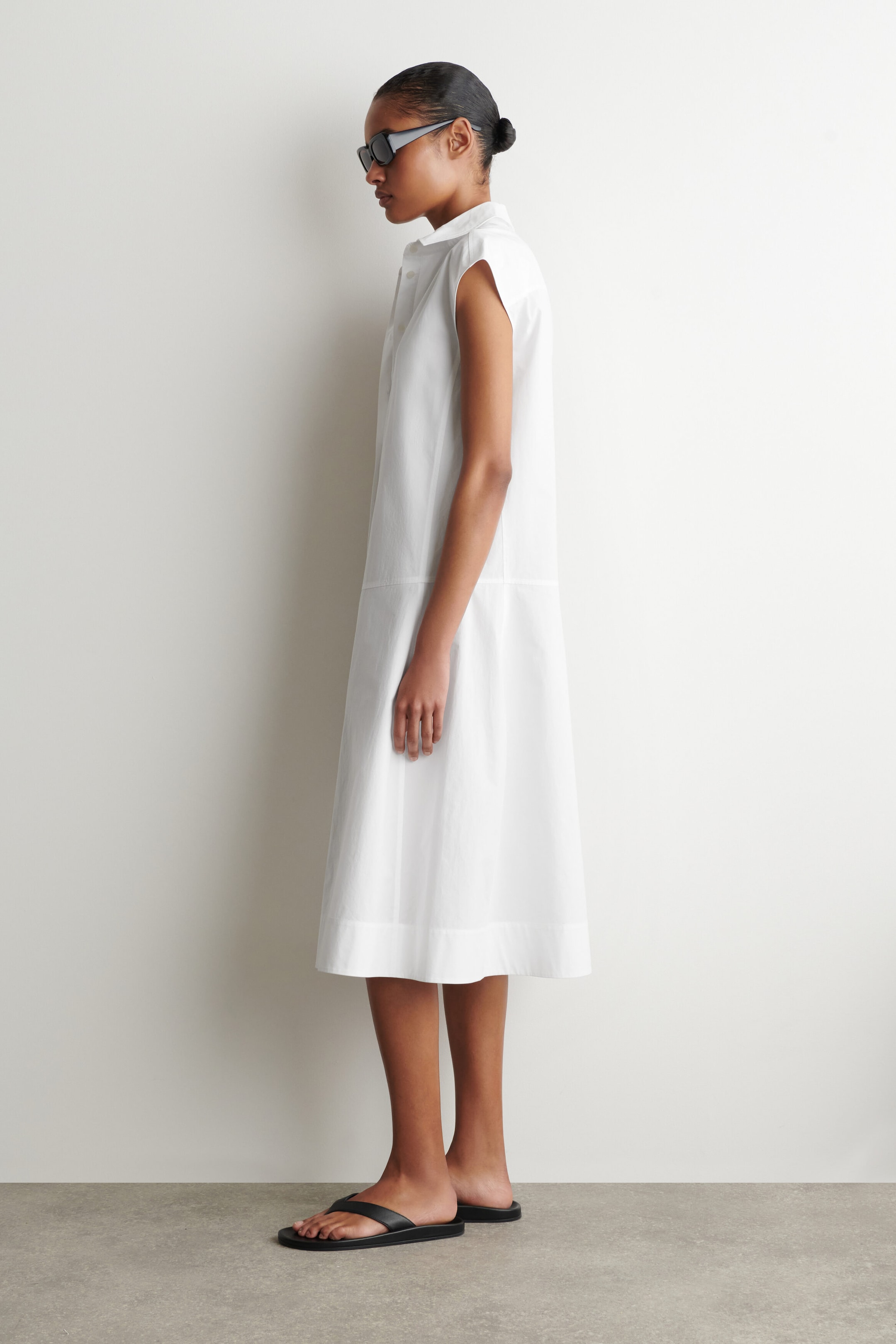 COS Women's Sleeveless Poplin Shirt Dress in White | Cotton | Size: 2