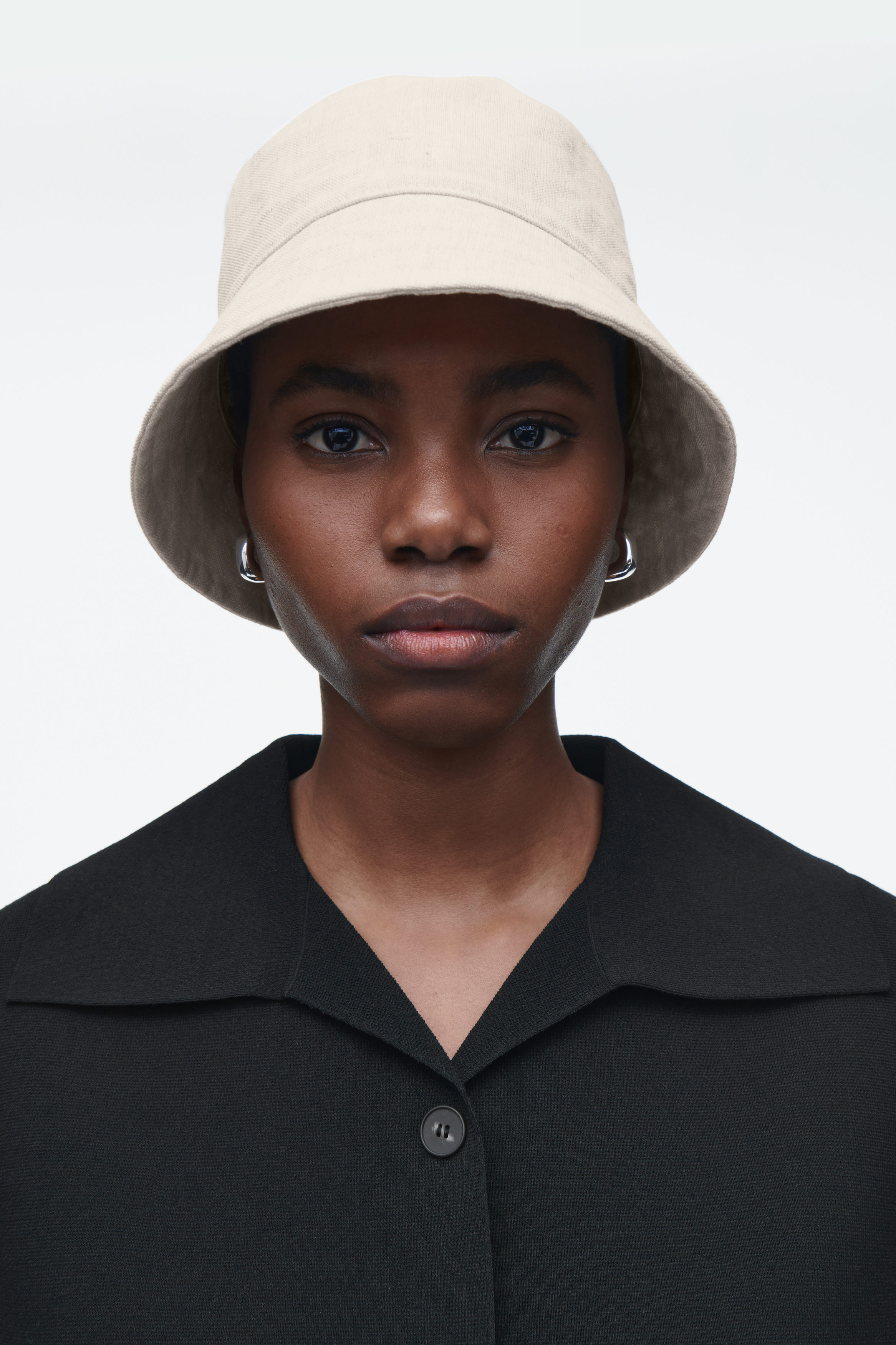☆【UNIVERSAL CHEMISTRY】☆Ribbon Edge Linen Bucket Ha.t☆ MUSINSA | UNIVERSAL CHEMISTRY Ribbon Edge Beige Linen Bucket Hat