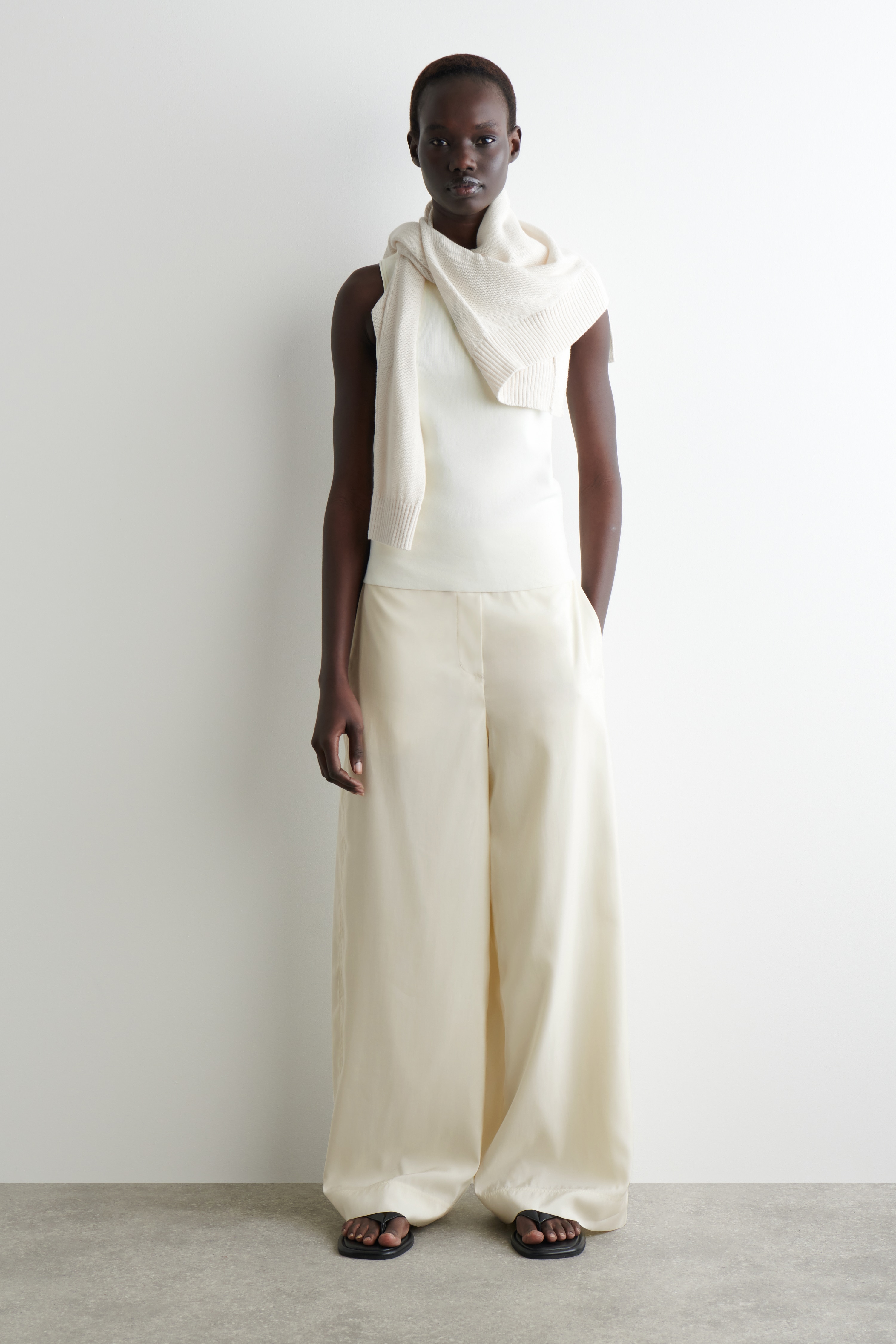 ELASTICATED WIDE-LEG TROUSERS - ΑΝΟΙΧΤΟ ΛΕΥΚΟ
