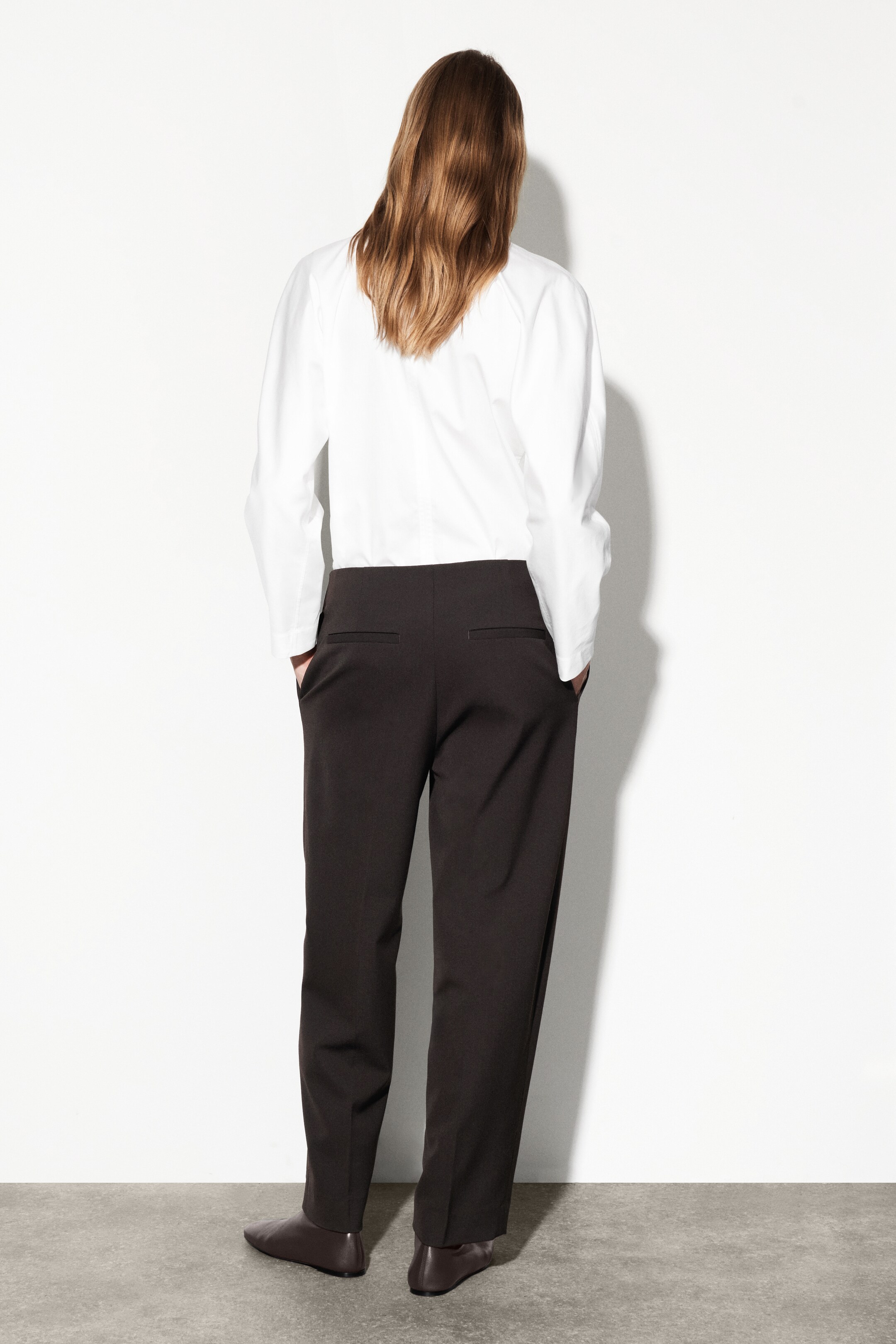 Ver imagem maior: Calças de perna larga em mistura de lã - CASTANHO ESCURO - SENHORA | H&M PT 3