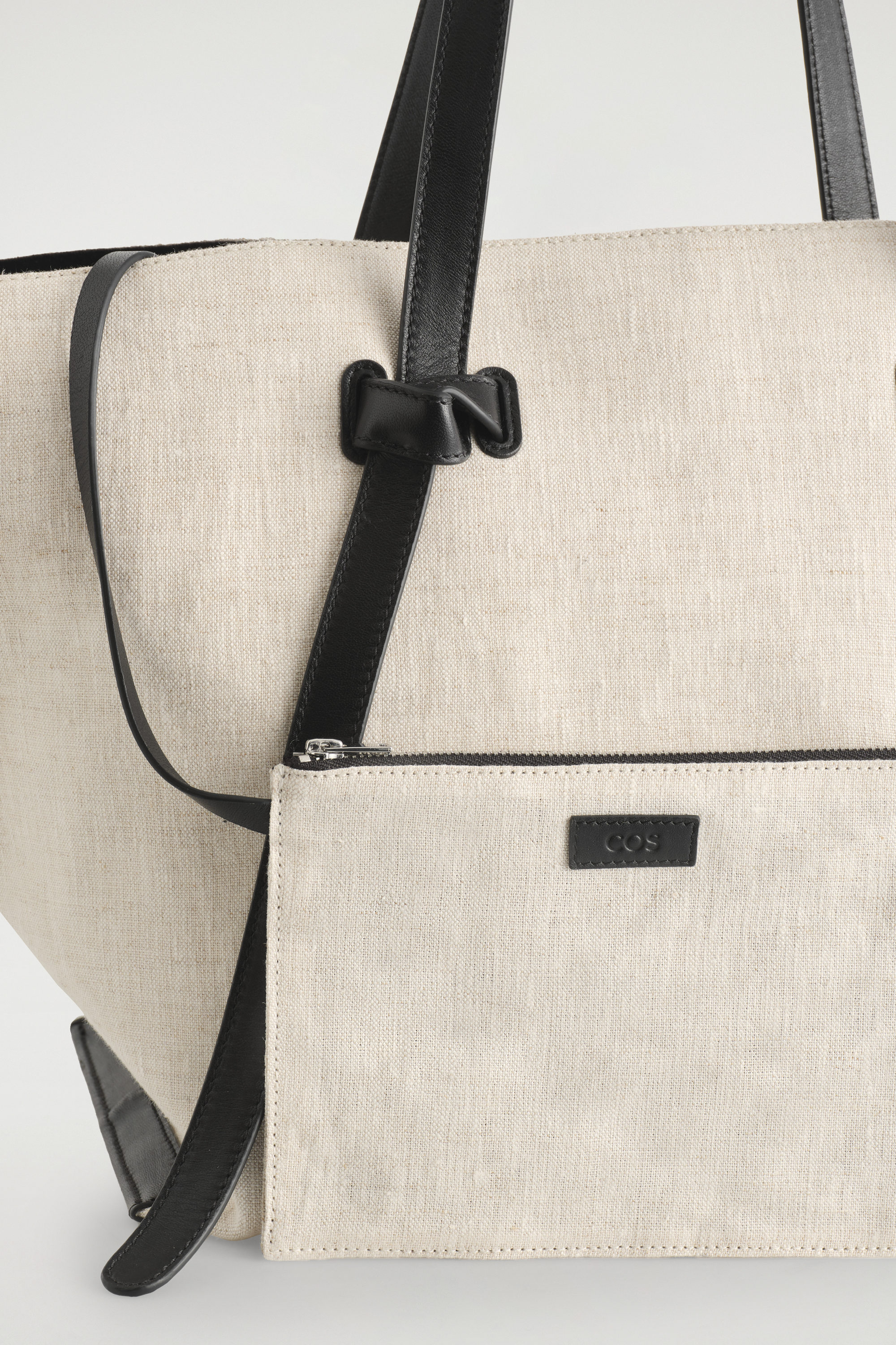COS バッグ　PINCH TOTE BAG - LINEN PINCH TOTE BAG - LINEN - BEIGE | COS NL