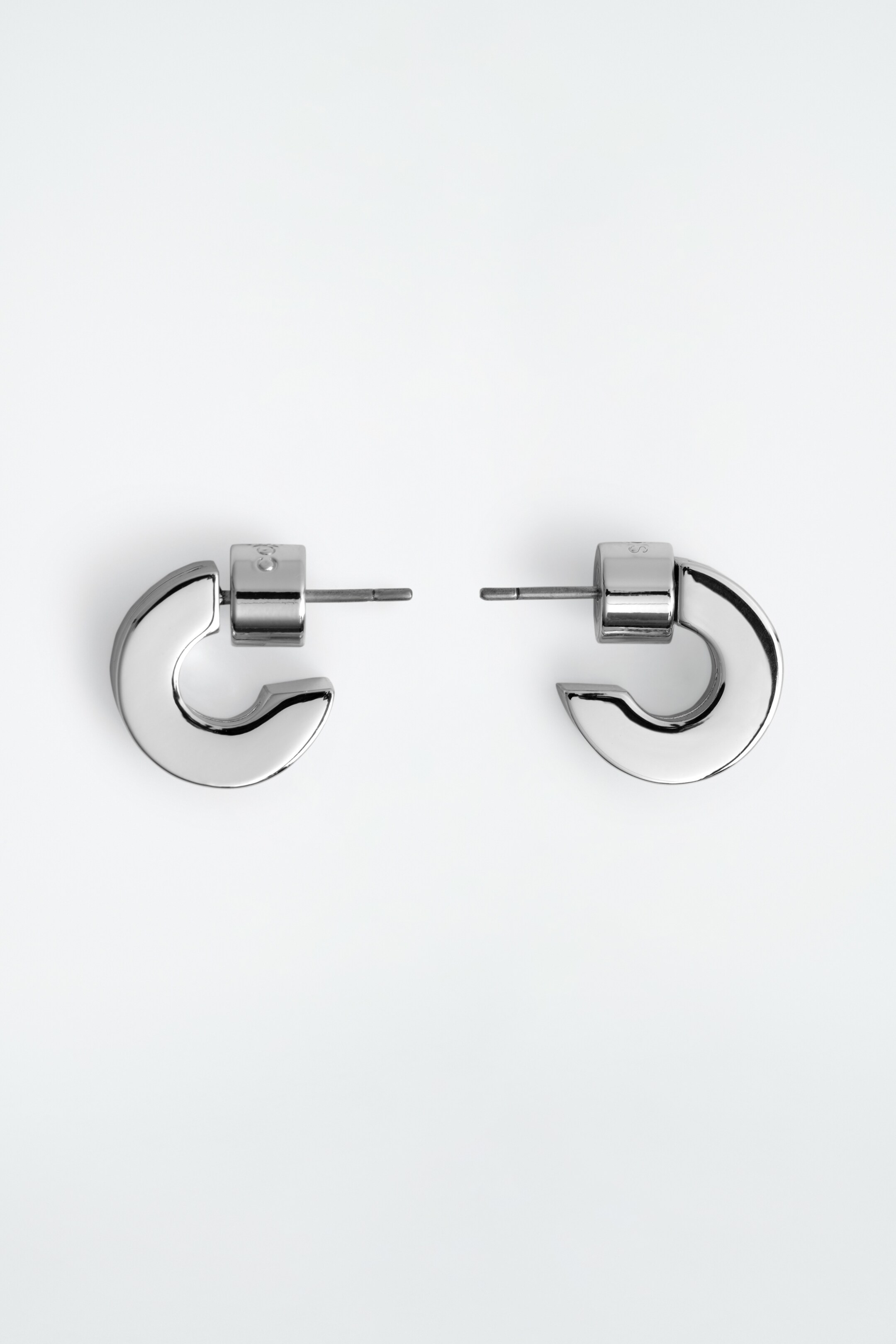 Grösseres Bild ansehen: KLEINE MEHRLAGIGE CREOLEN - SILBER - DAMEN | H&M CH 3