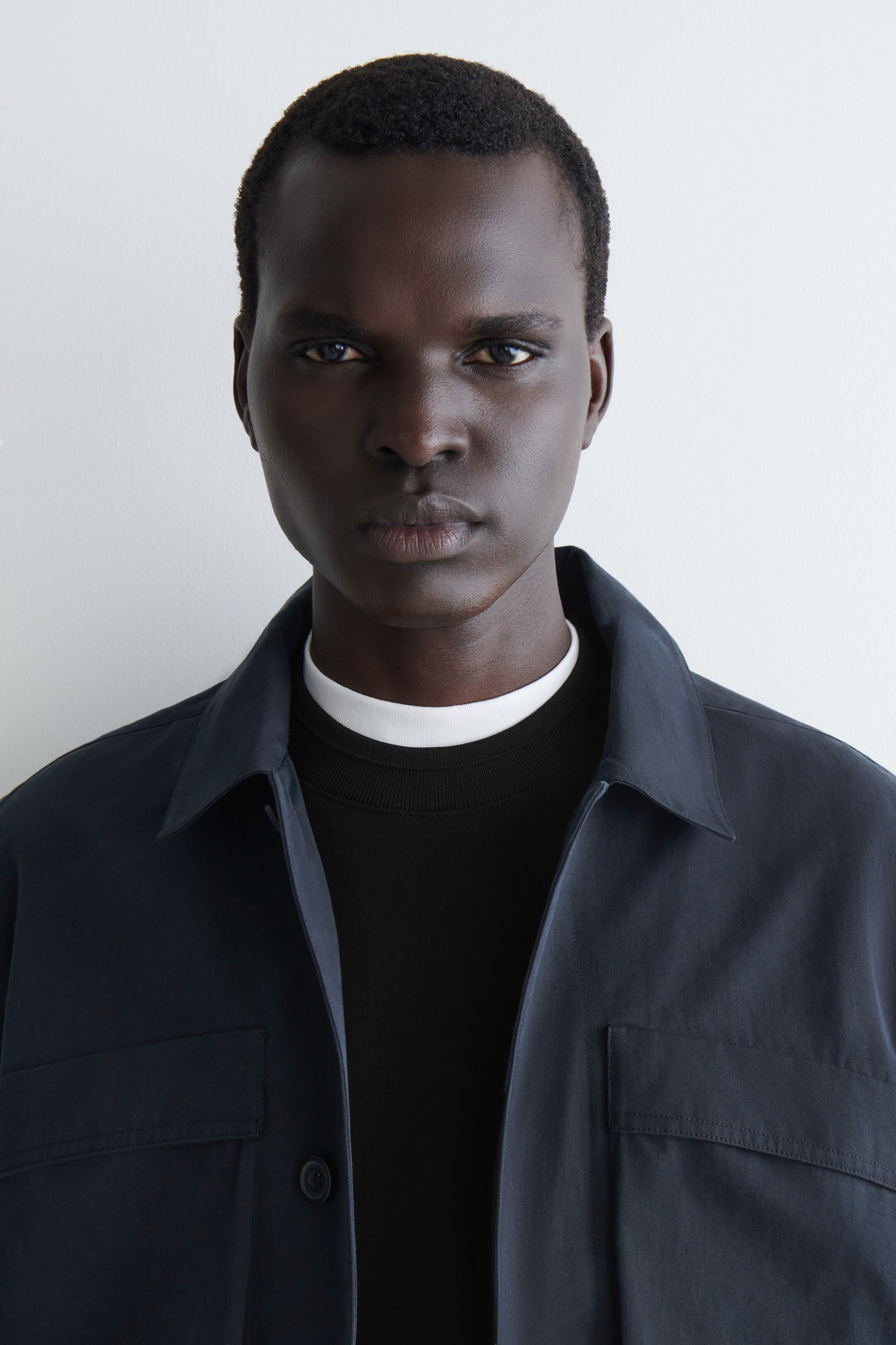 Größeres Bild ansehen: LOCKERES SWEATSHIRT AUS SCUBA - SCHWARZ - Men | H&M DE 5