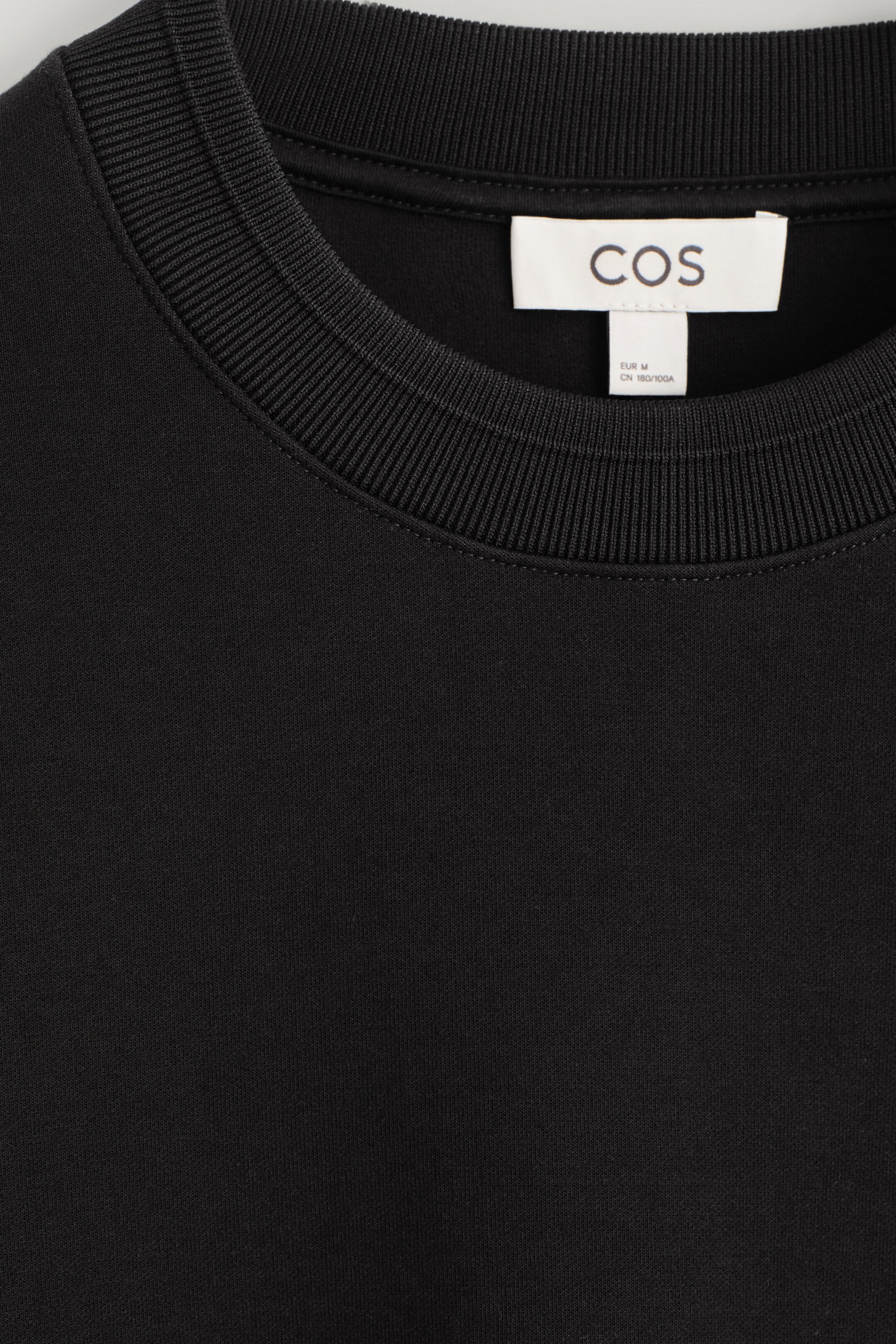 Größeres Bild ansehen: LOCKERES SWEATSHIRT AUS SCUBA - SCHWARZ - Men | H&M DE 7