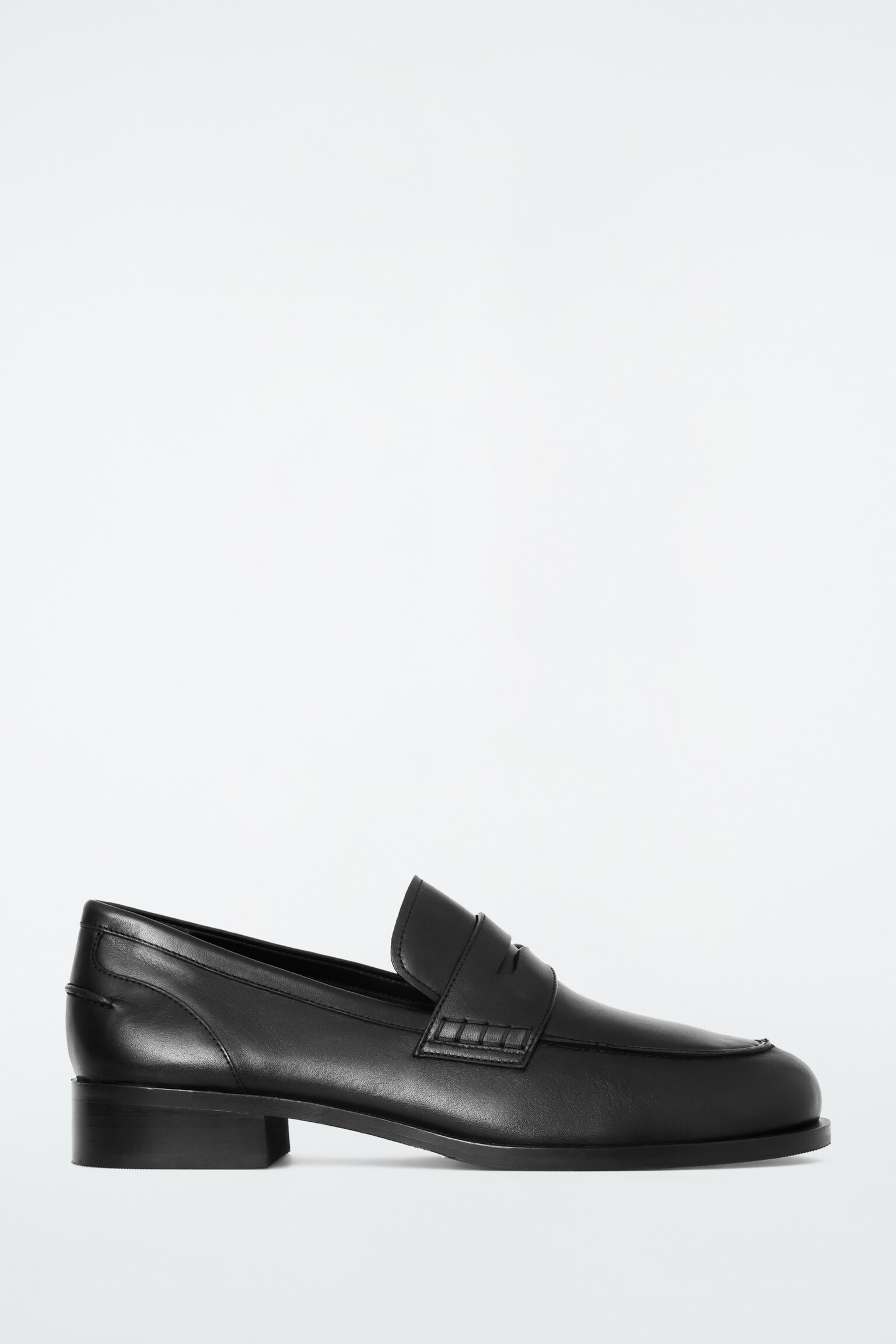 PINTUCKED LEATHER PENNY LOAFERS - BLACK