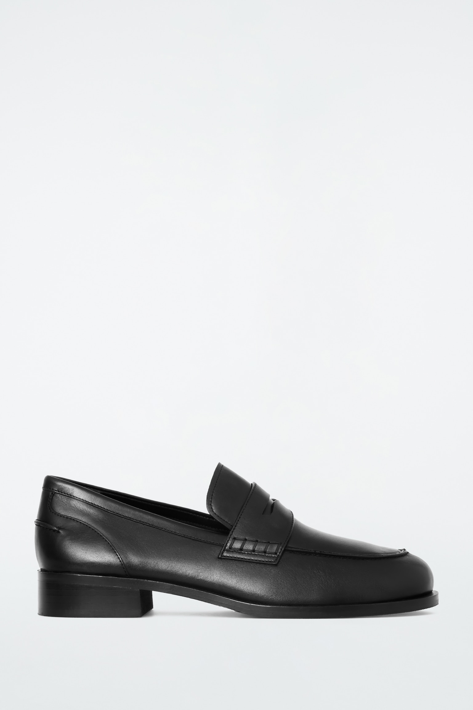 PINTUCKED LEATHER PENNY LOAFERS - BLACK