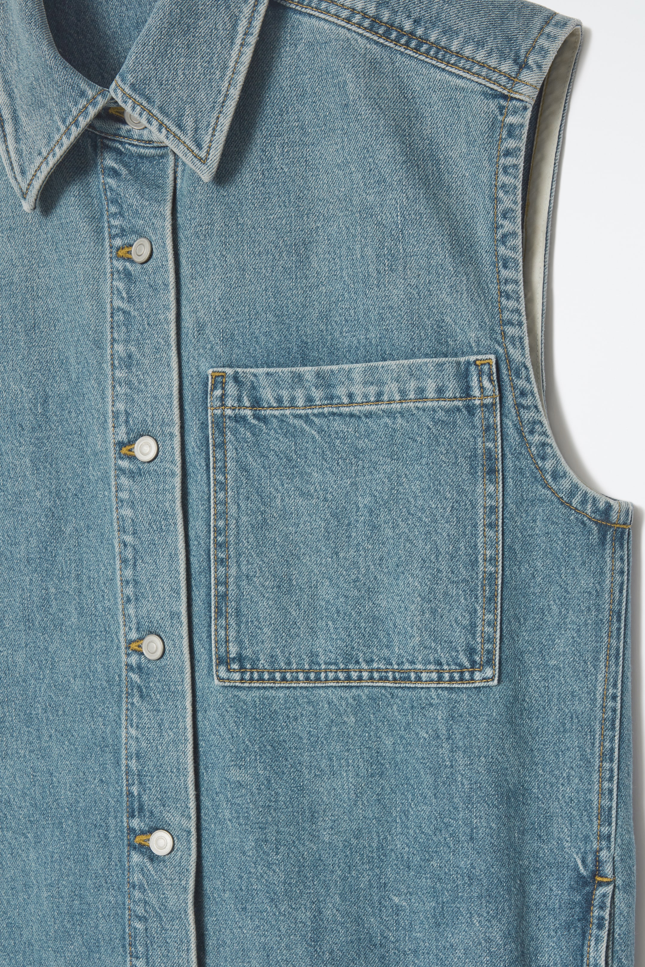 Ingrandisci l'immagine: SLEEVELESS DENIM MINI SHIRT DRESS - BLUE - DONNA | H&M CH 2