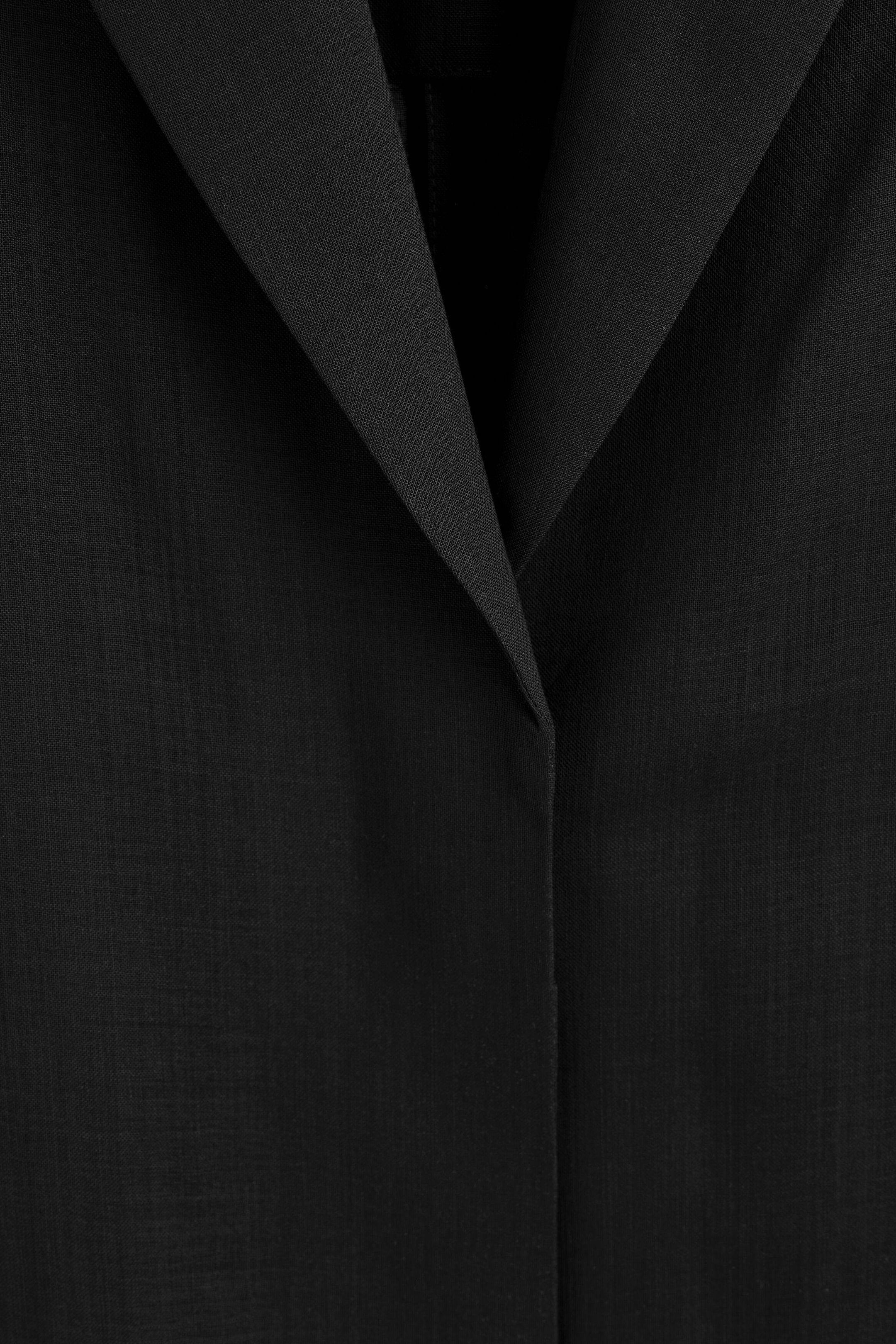 StillMedia/DescriptiveDetail