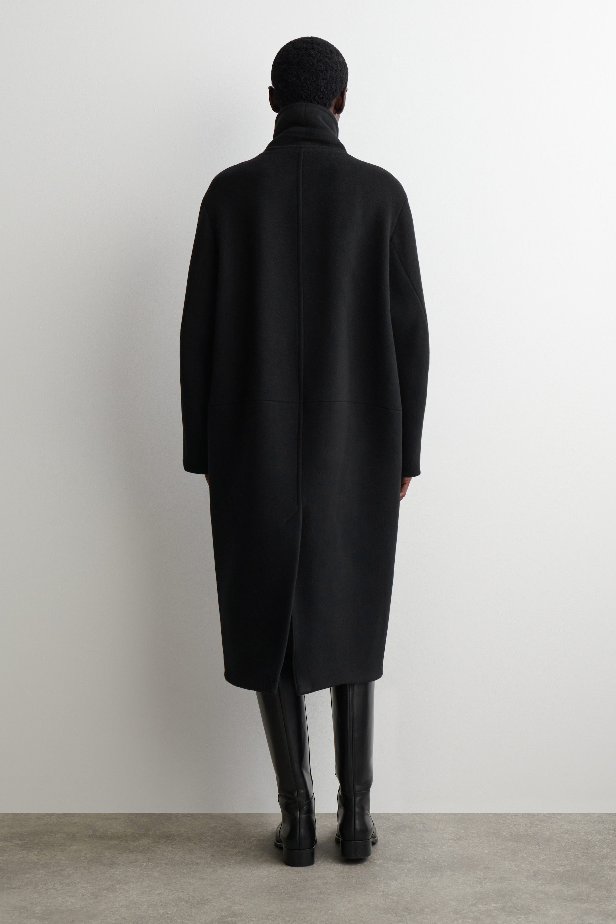 OVERSIZED DOUBLE-BREASTED WOOL LONG COAT