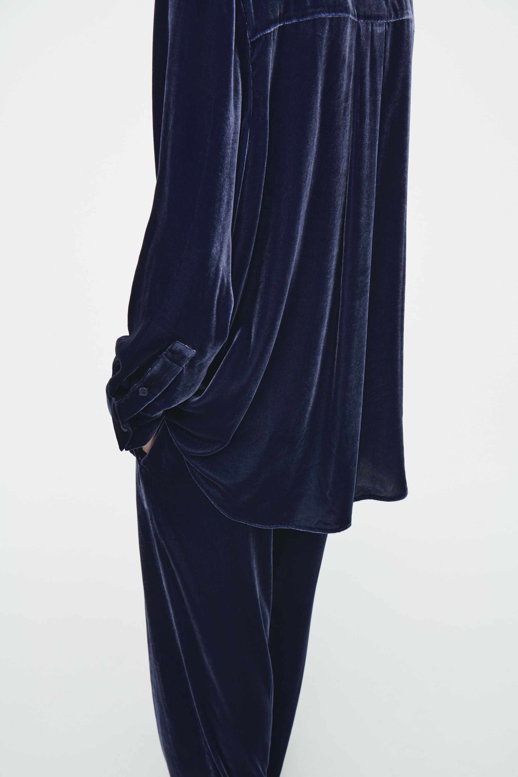 RELAXED SILK-BLEND VELVET SHIRT