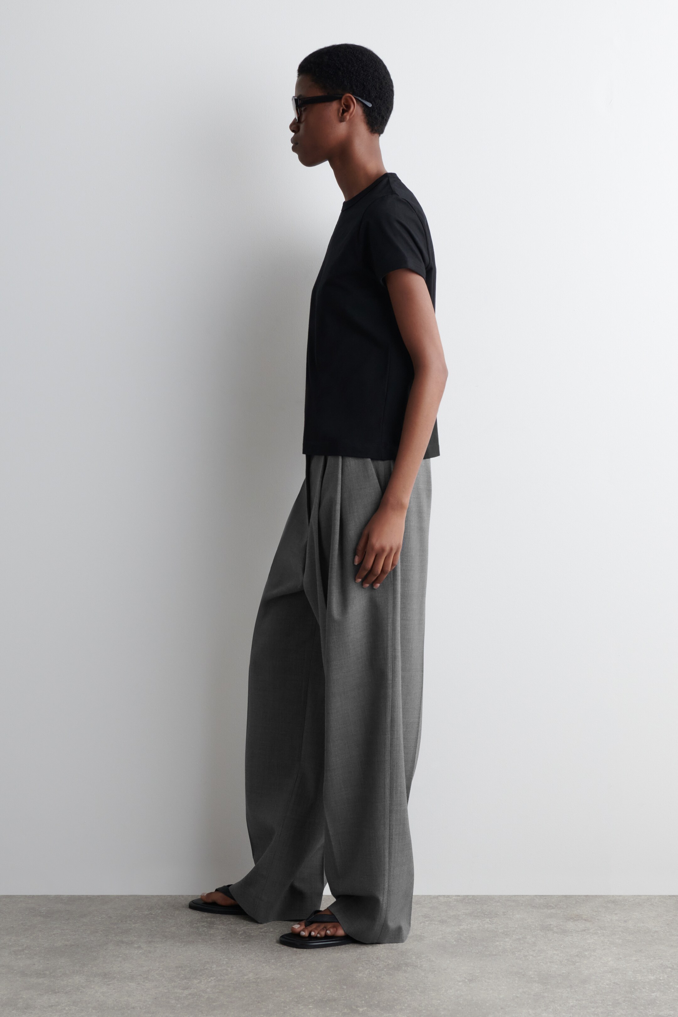 Ver imagen más grande: CAMISETA CON RIBETES EN CONTRASTE - NEGRO - MUJER | H&M ES 3