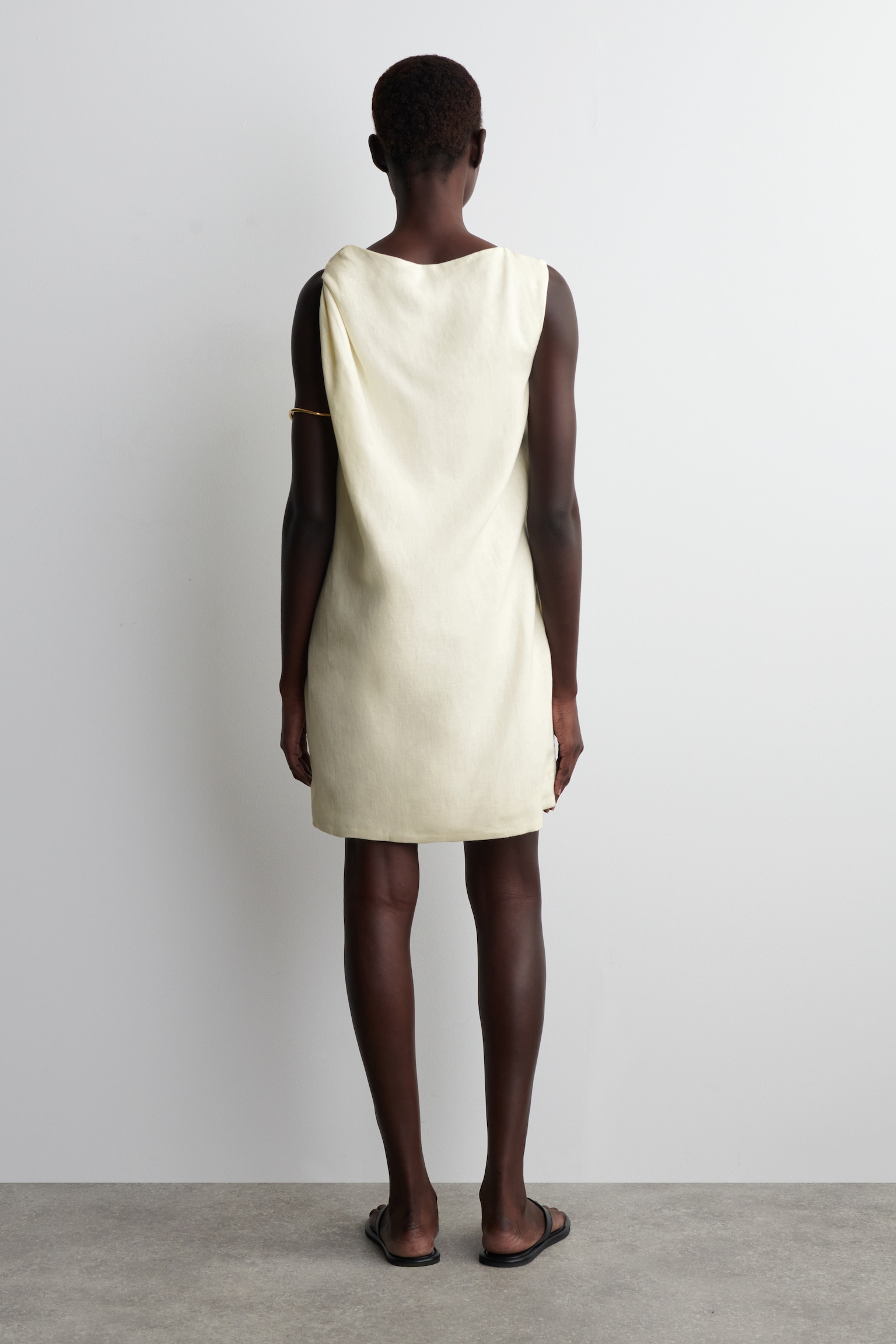 TWIST-DETAIL LINEN MINI DRESS - BUTTER YELLOW/BLACK - 6