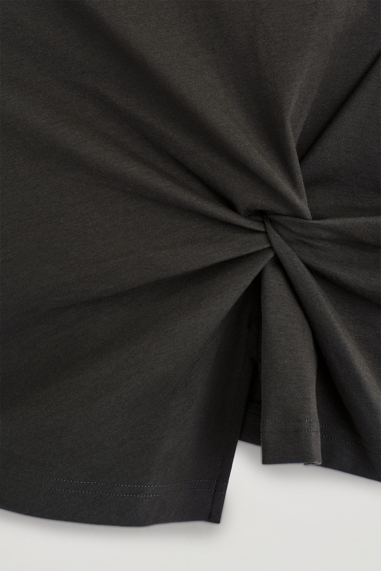TWIST-DETAIL TOP — DARK GREEN
