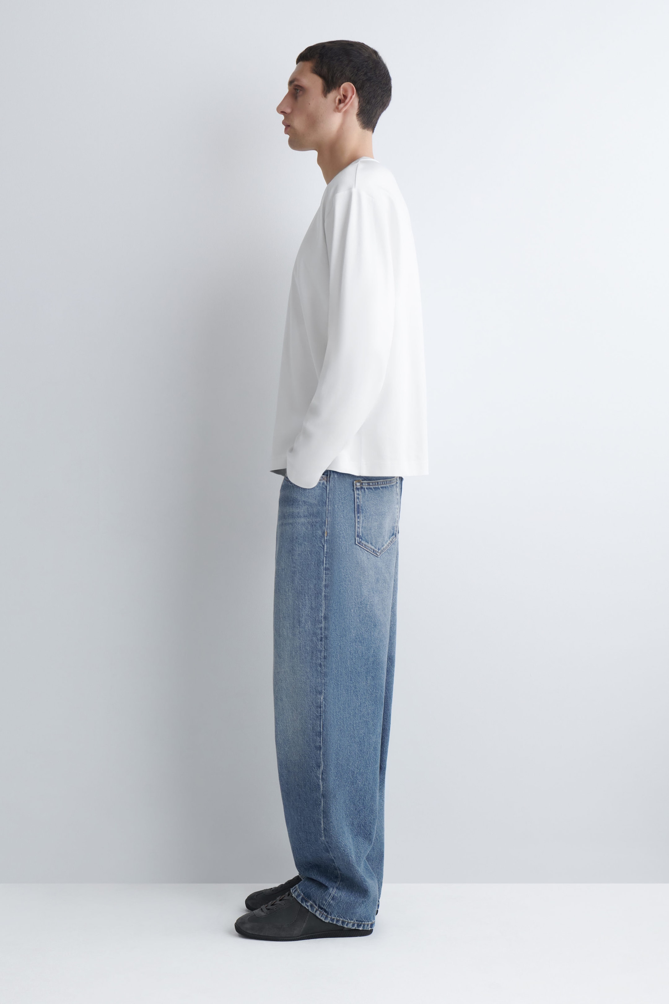 RELAXED JERSEY INTERLOCK LONG-SLEEVED T-SHIRT