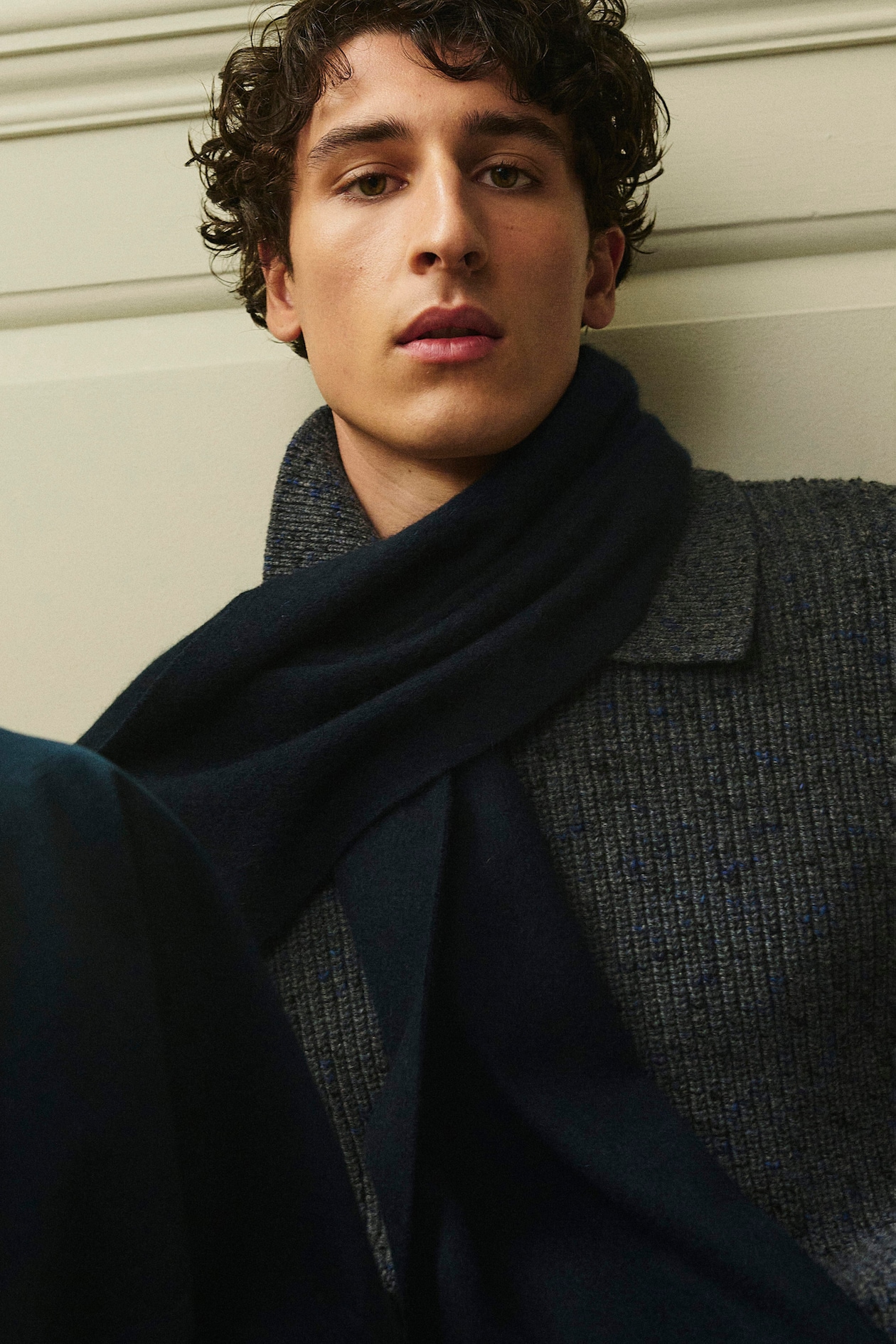 DONEGAL-EFFECT WOOL-COTTON POLO SWEATER — GRAY / COBALT