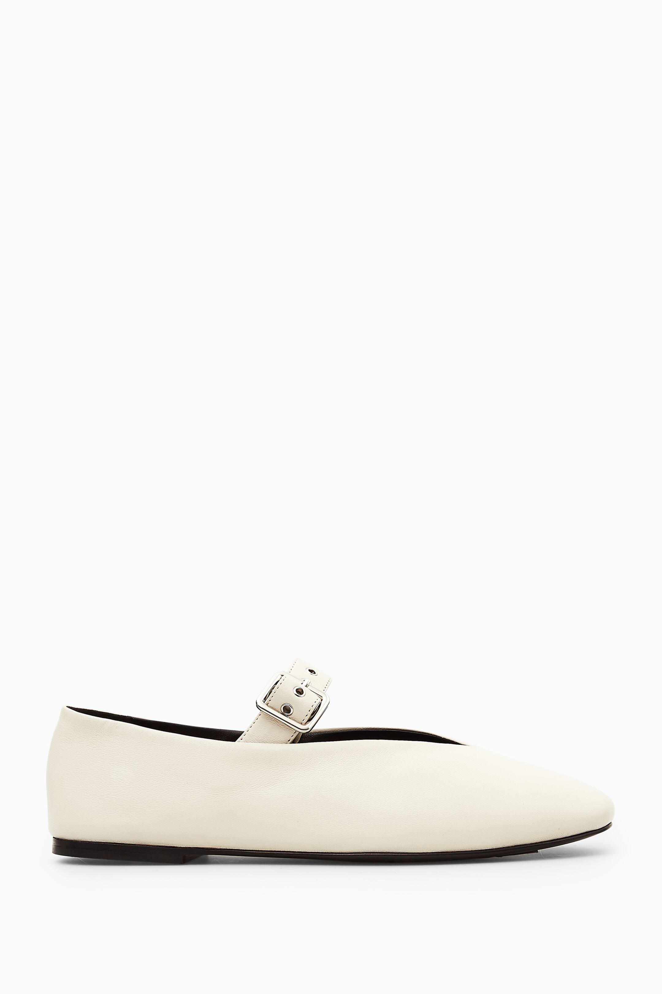View larger image: BUCKLED BALLET FLATS - IVORY - Ladies | H&M GB 1