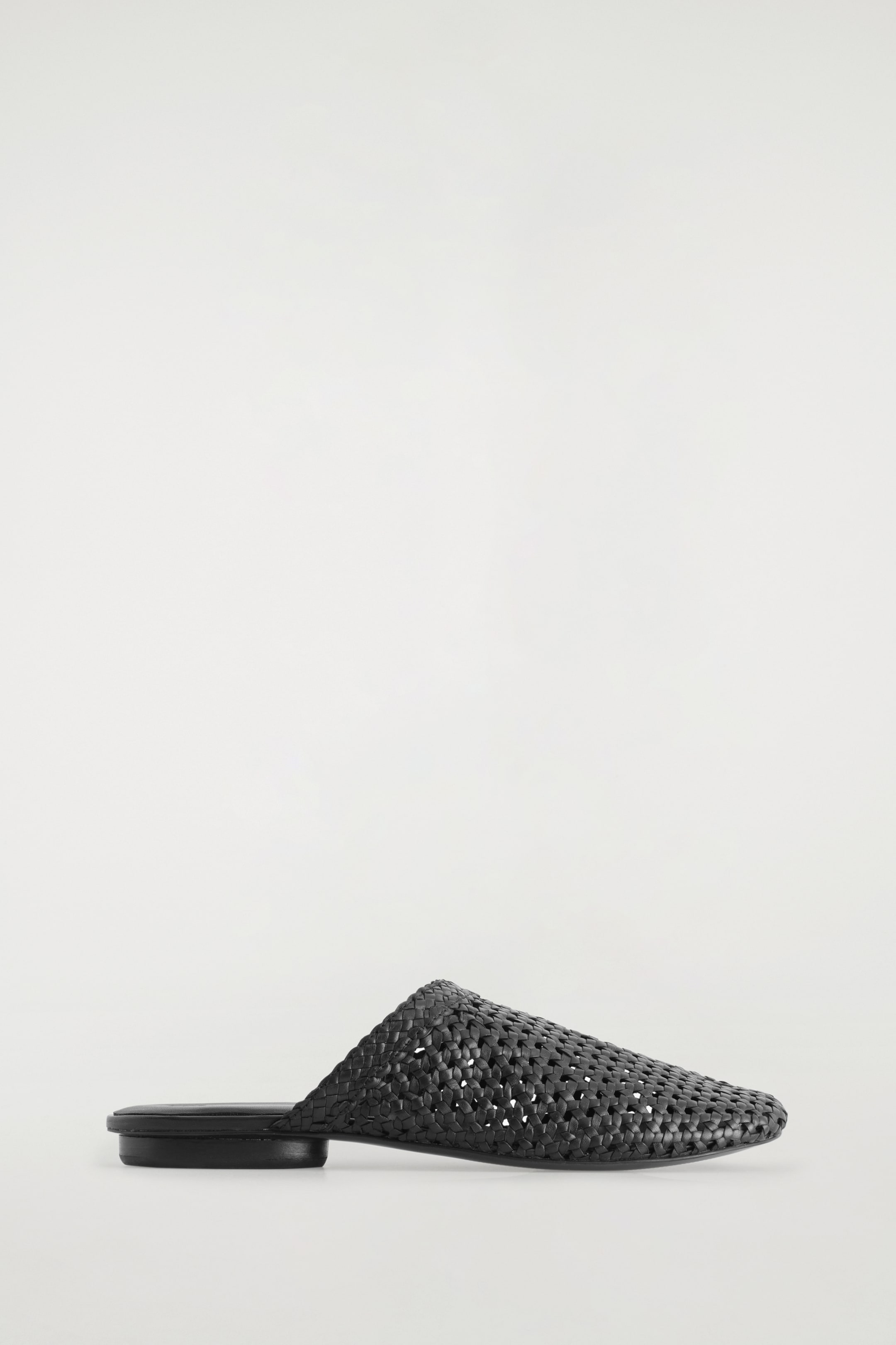 Agrandir l'image: MULES EN CUIR TRESSÉ - NOIR - FEMME | H&M FR 4