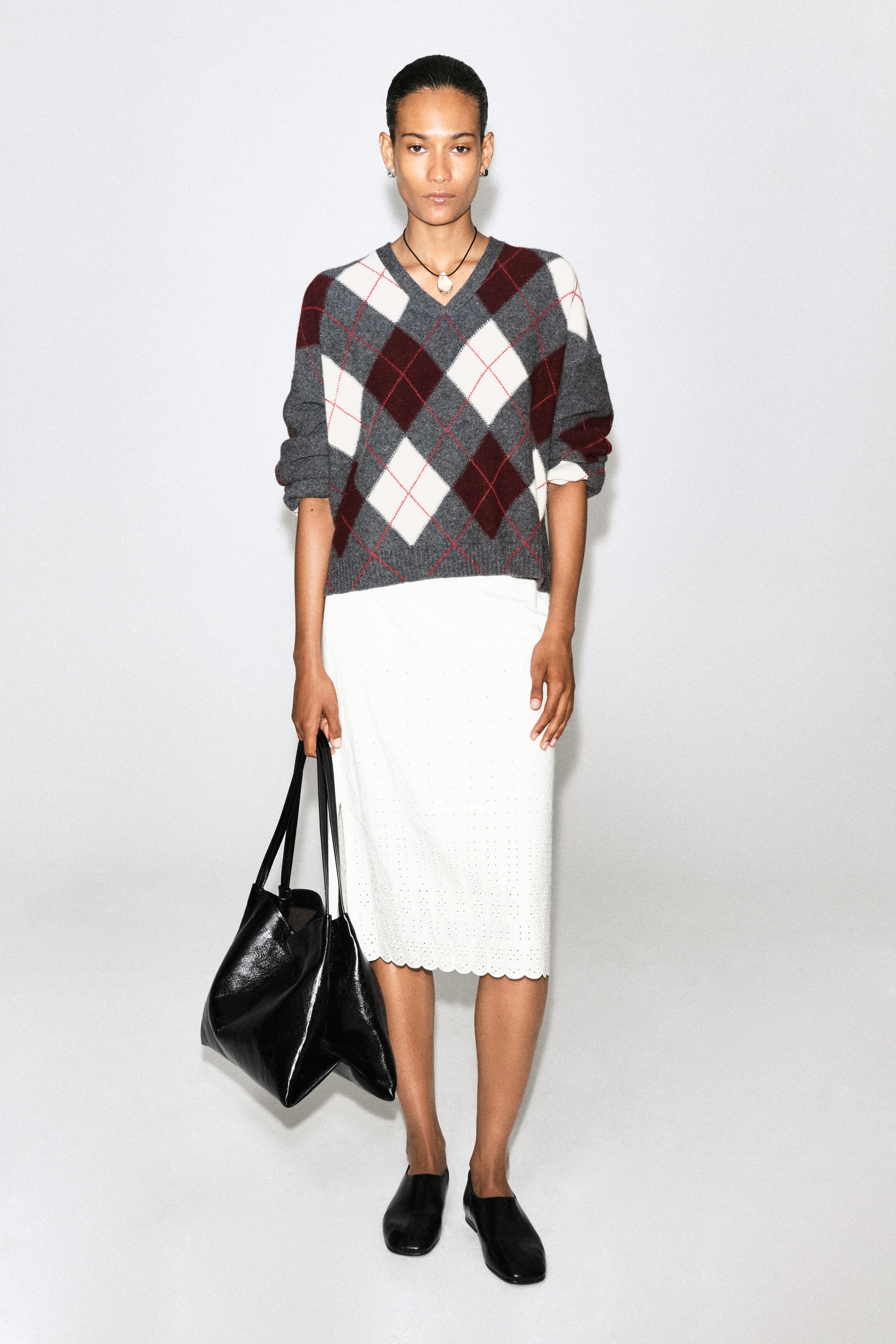 ARGYLE WOOL-ALPACA V-NECK SWEATER - thumbnail 3