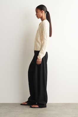 CABLE-KNIT PURE CASHMERE CARDIGAN — IVORY 3
