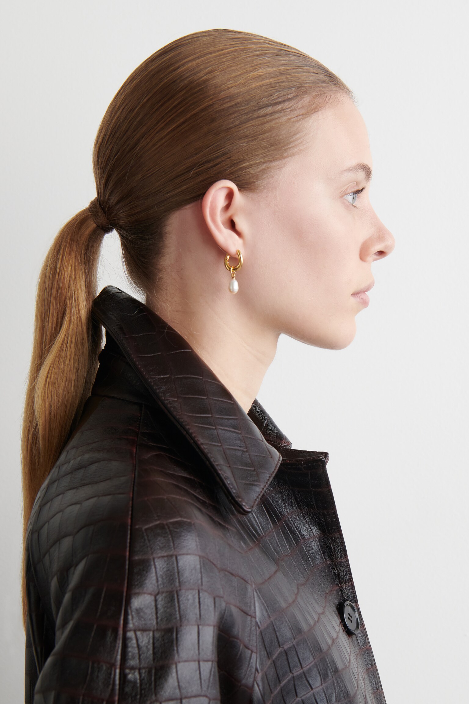 BOUCLES D'OREILLES DÉPAREILLÉES PERLE D'EAU DOUCE - DORÉ / ONYX/ARGENTÉ - 3