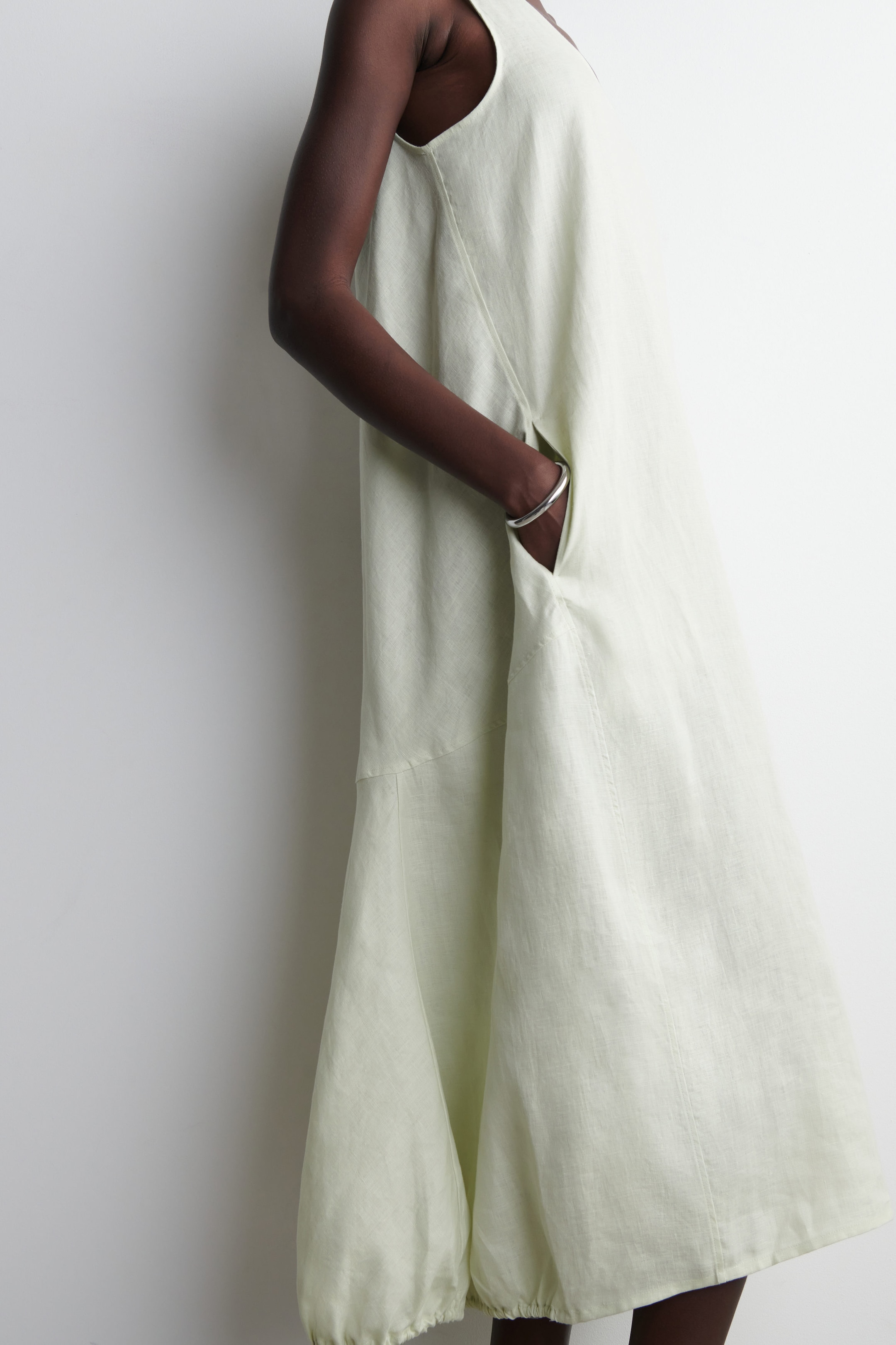 ELASTICATEDHEM LINEN MAXI DRESS