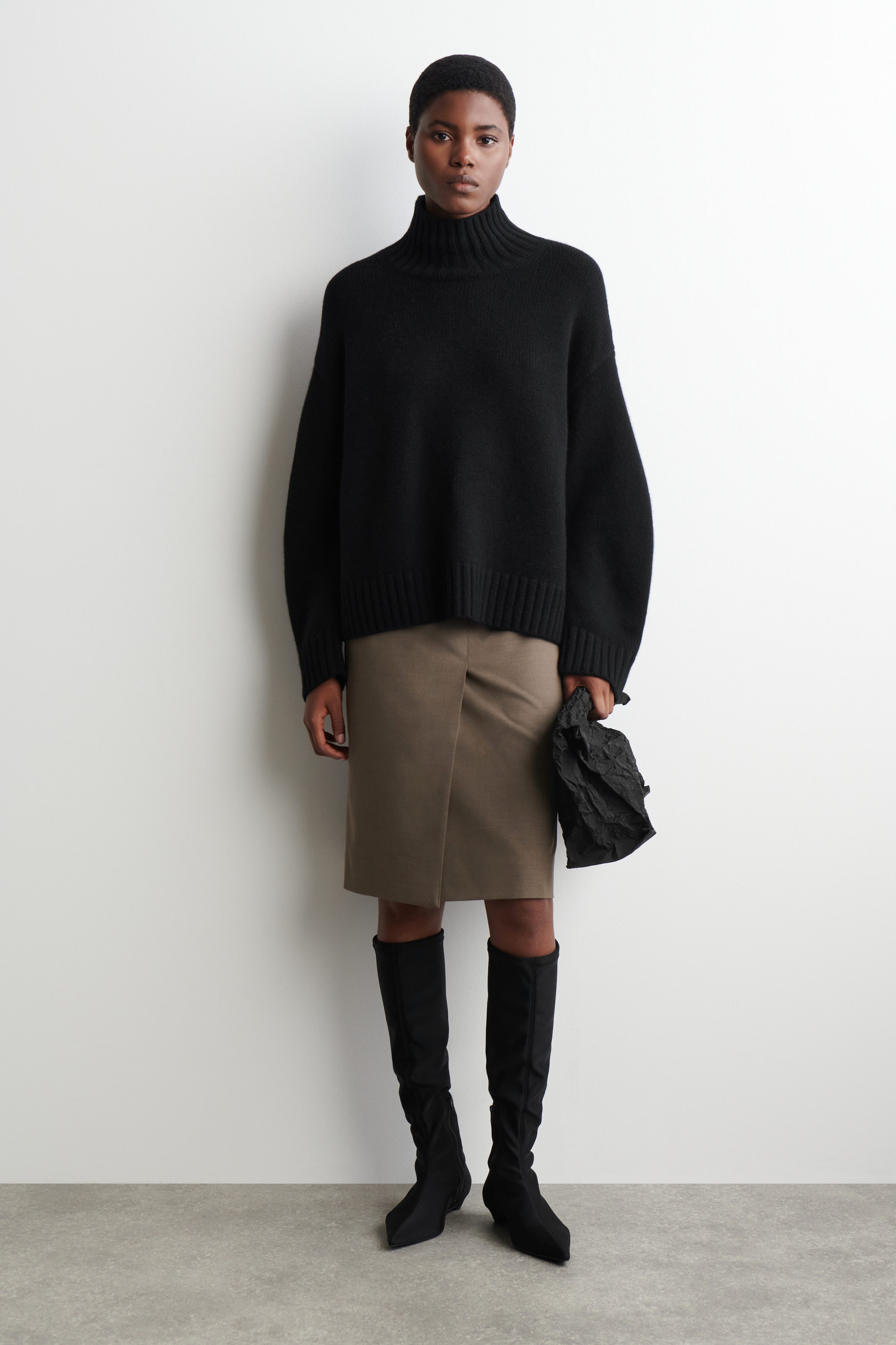 CASHMERE FUNNEL-NECK SWEATER