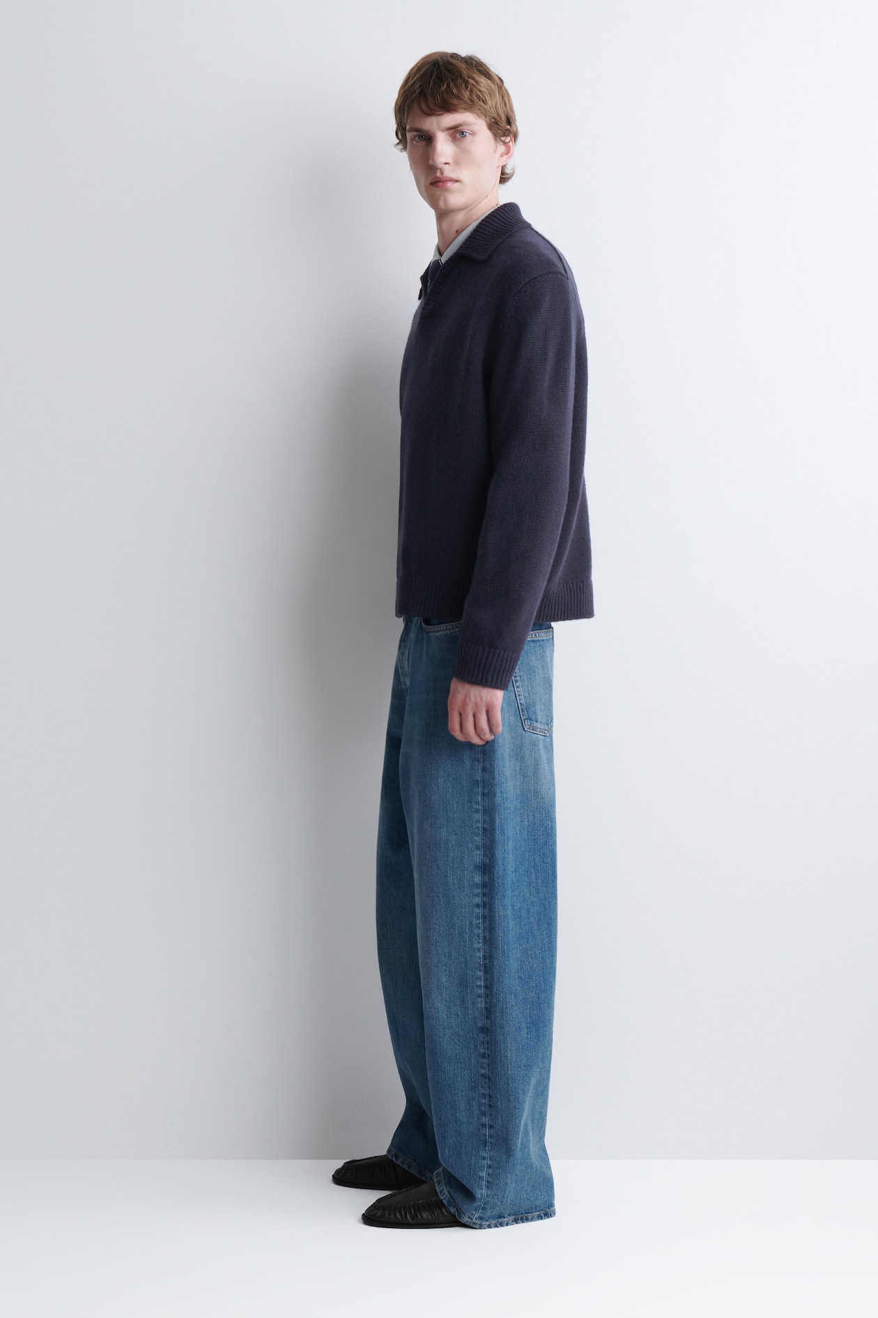CHUNKY CASHMERE POLO SWEATER — NAVY
