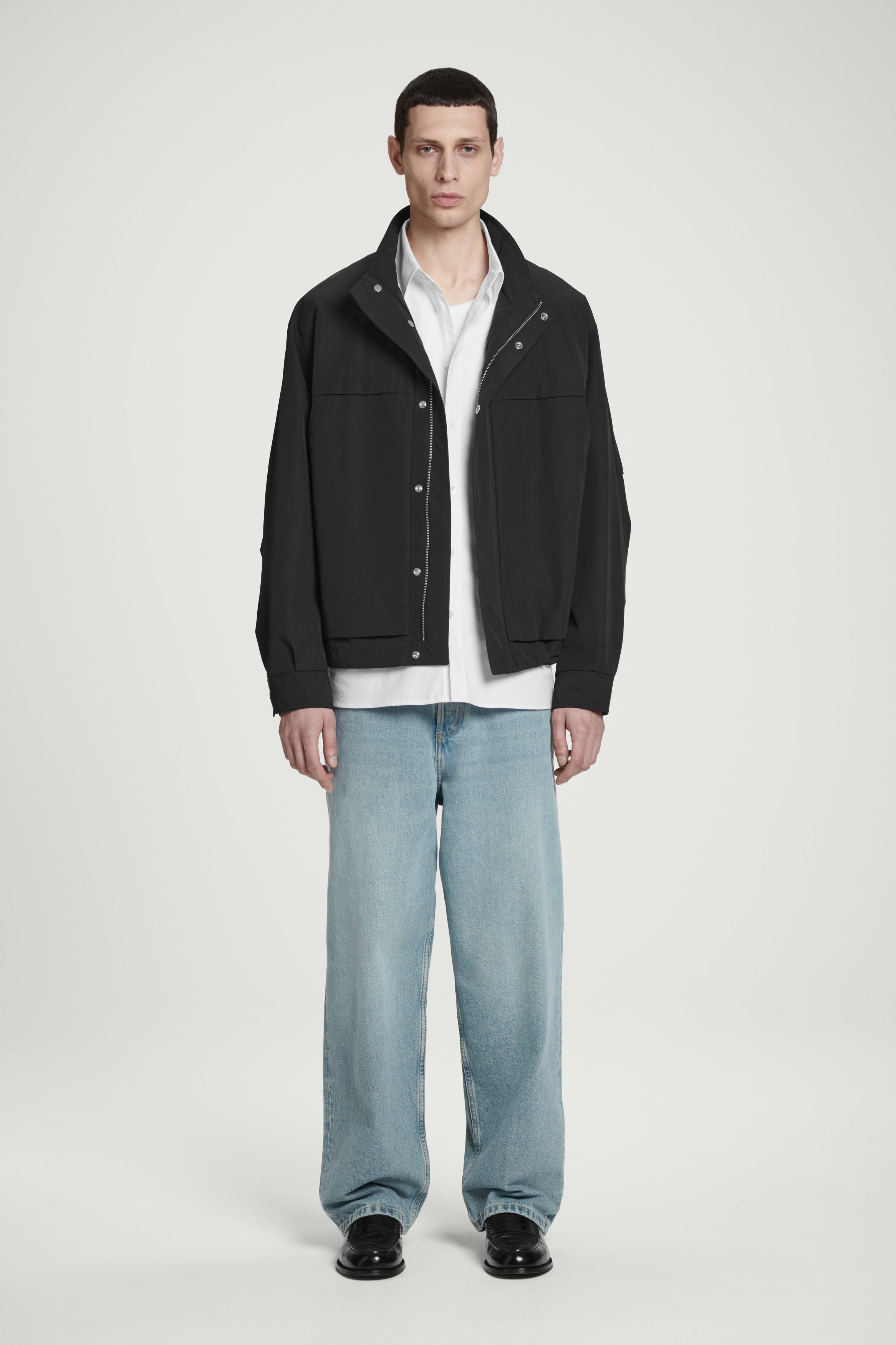 〈 COS 〉 TWILL UTILITY JACKET TWILL UTILITY JACKET - BLACK | COS