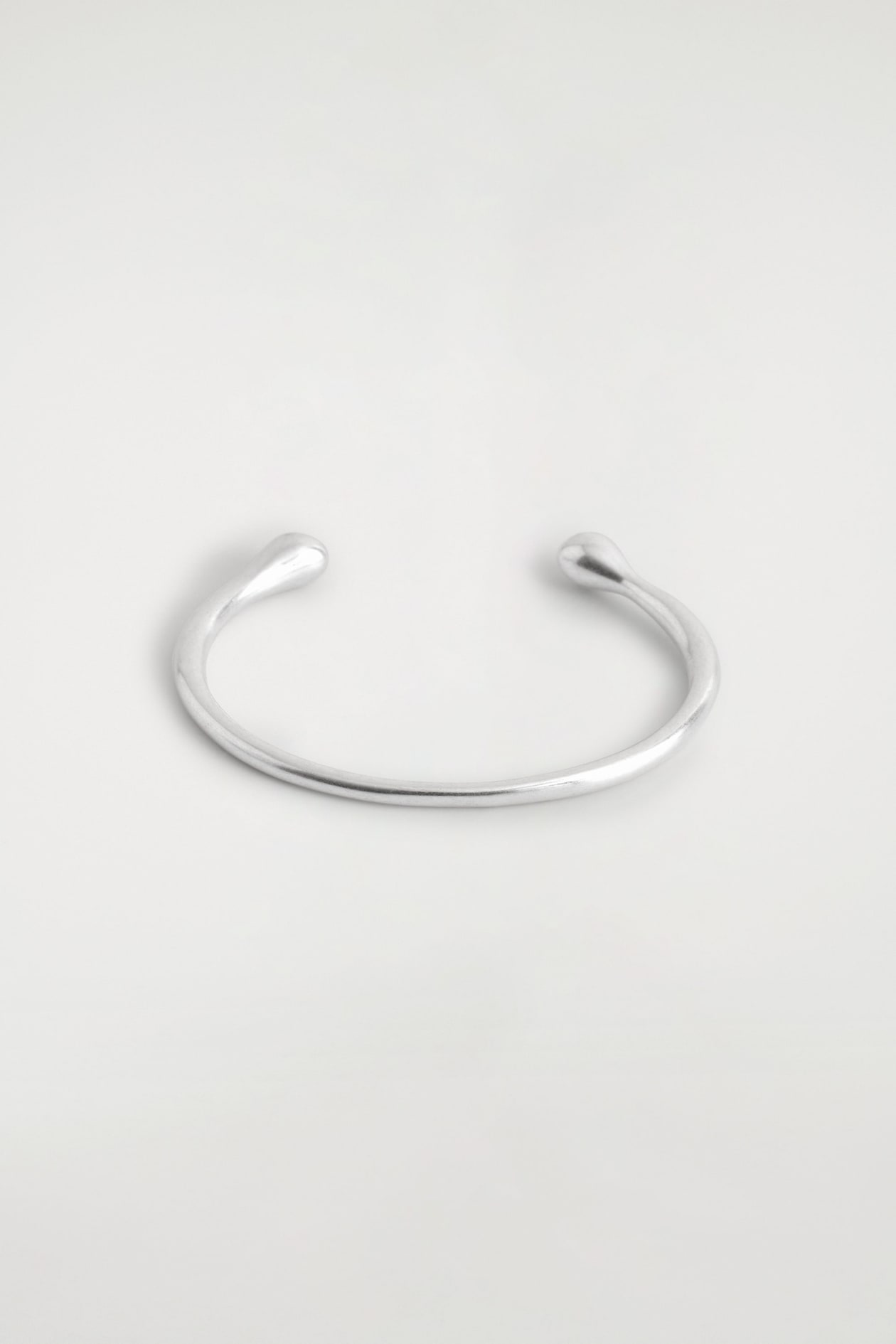 TEARDROP CUFF — SILVER
