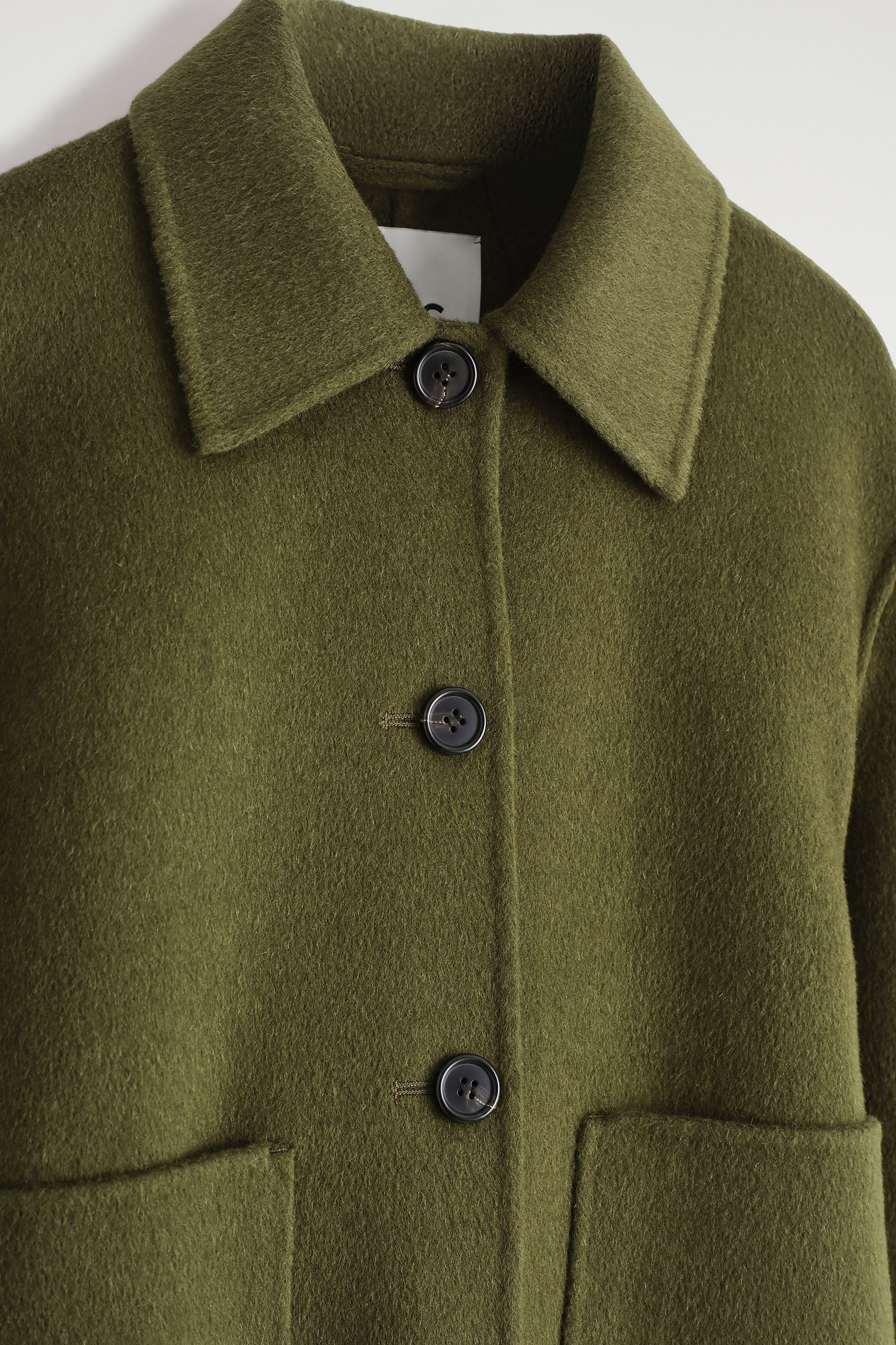Visa större bild: BOXIG DUBBELSIDIG JACKA I ULL - KHAKI - DAM | H&M SE 7