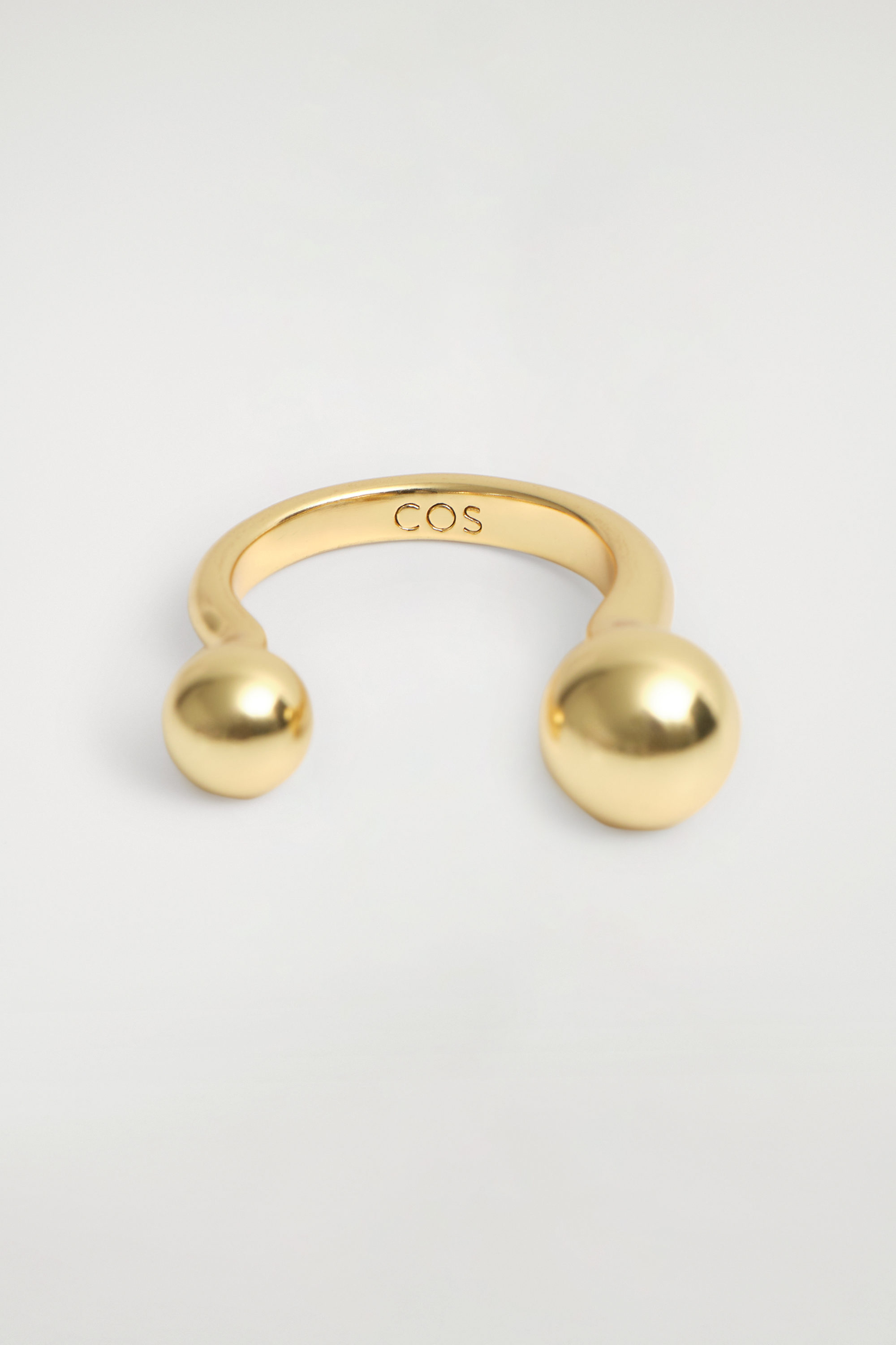TWO-TONE CHUNKY HOOP EARRINGS - GOLD / SILVER | COS