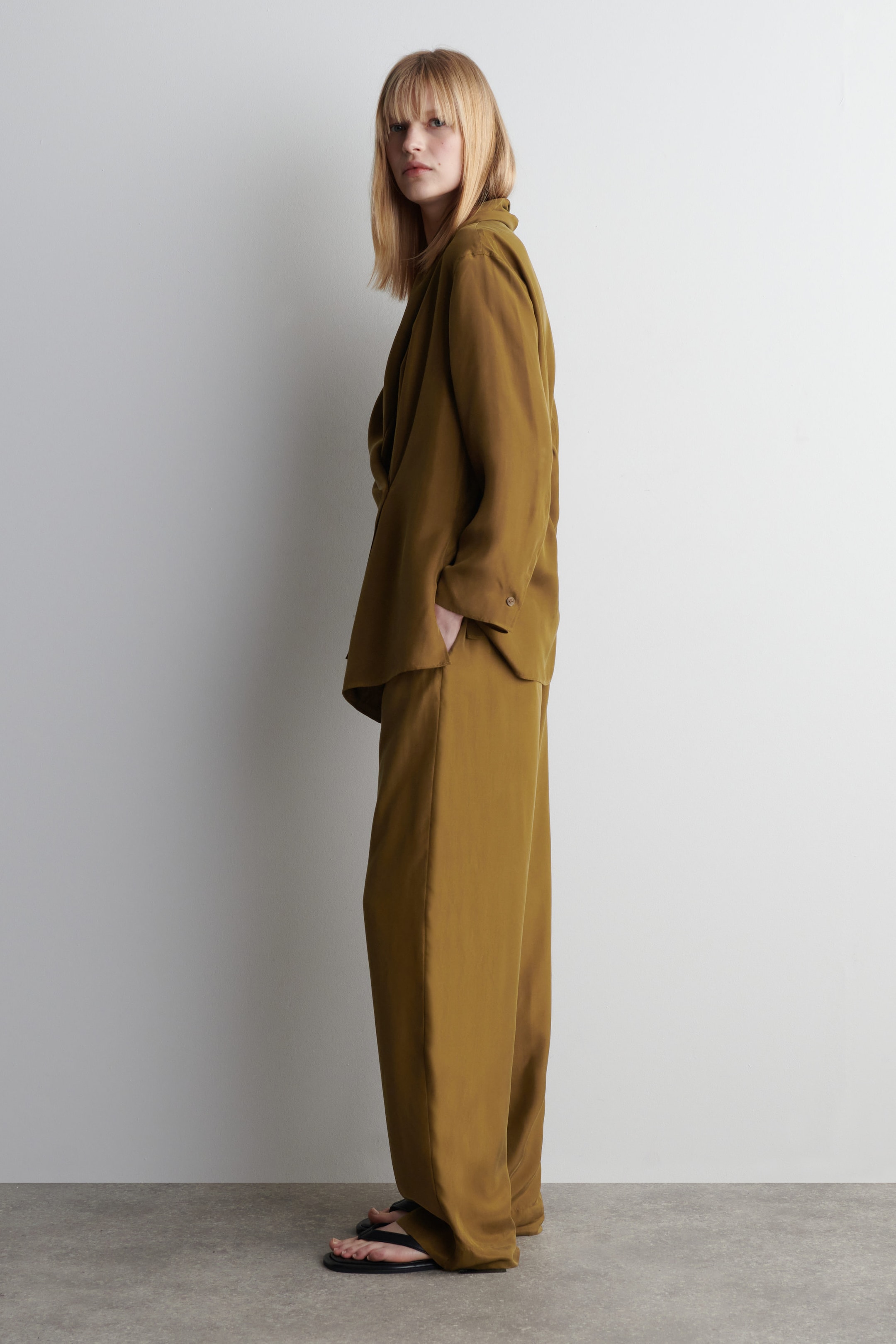 SHAWL-LAPEL SILK BLAZER