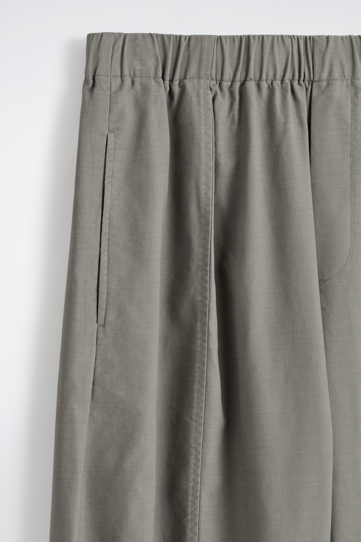 PANTALÓN BARREL-LEG TOBILLERO DE ALGODÓN - GRIS/BEIGE/NEGRO - 7