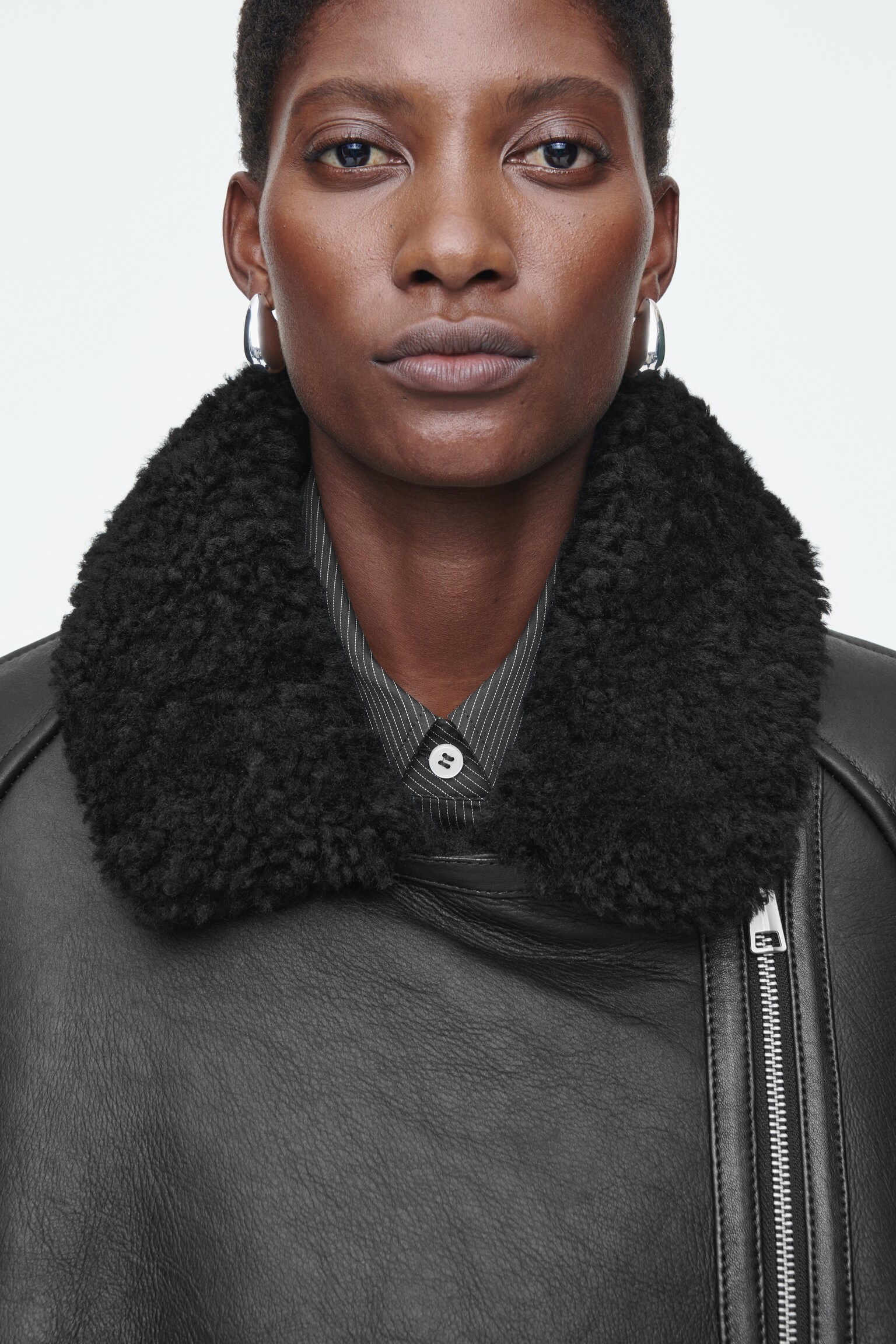 OVERSIZED SHEARLING AVIATOR JACKET - BLACK - 3