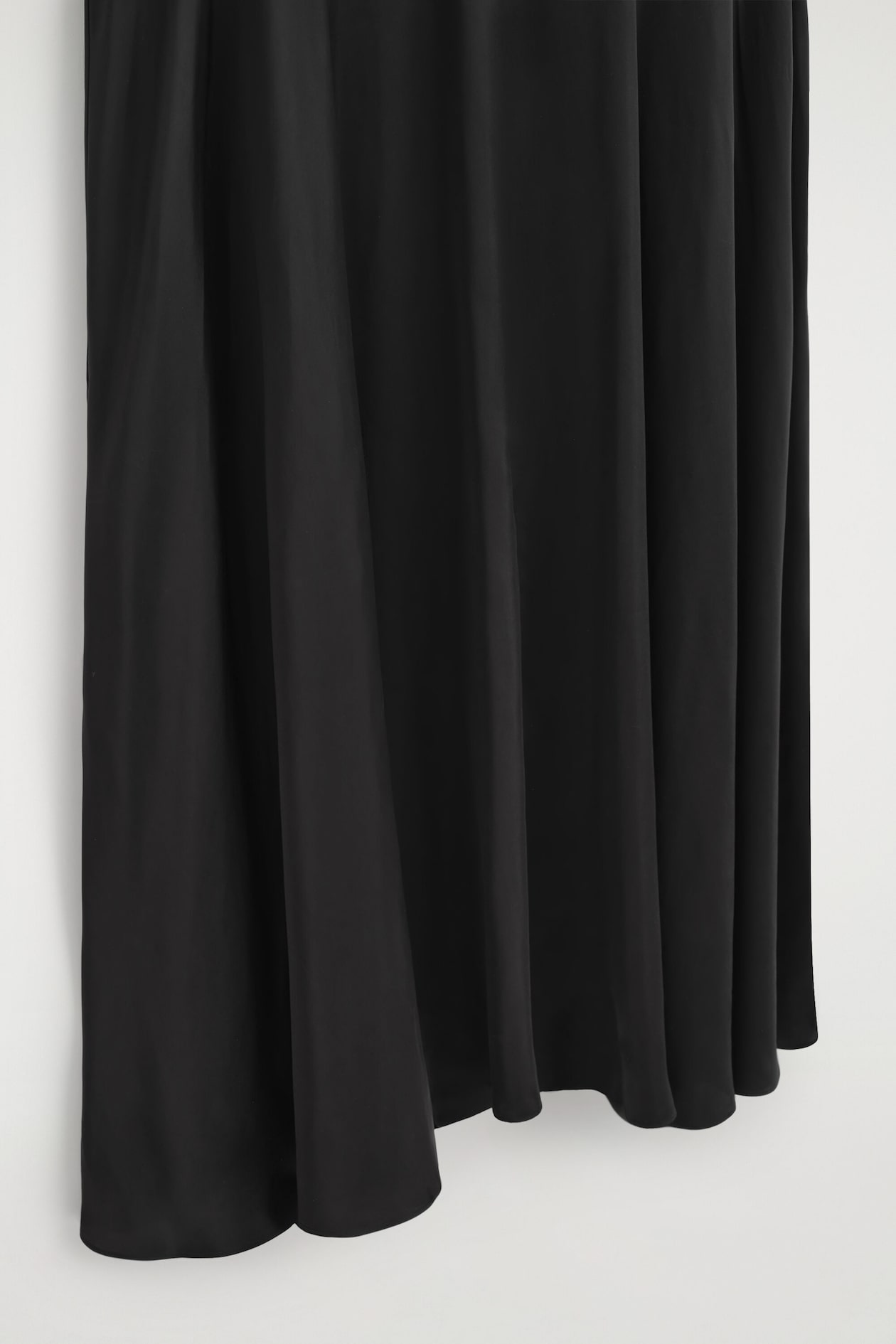 SCARF-DETAIL SATIN MAXI DRESS — CARBON