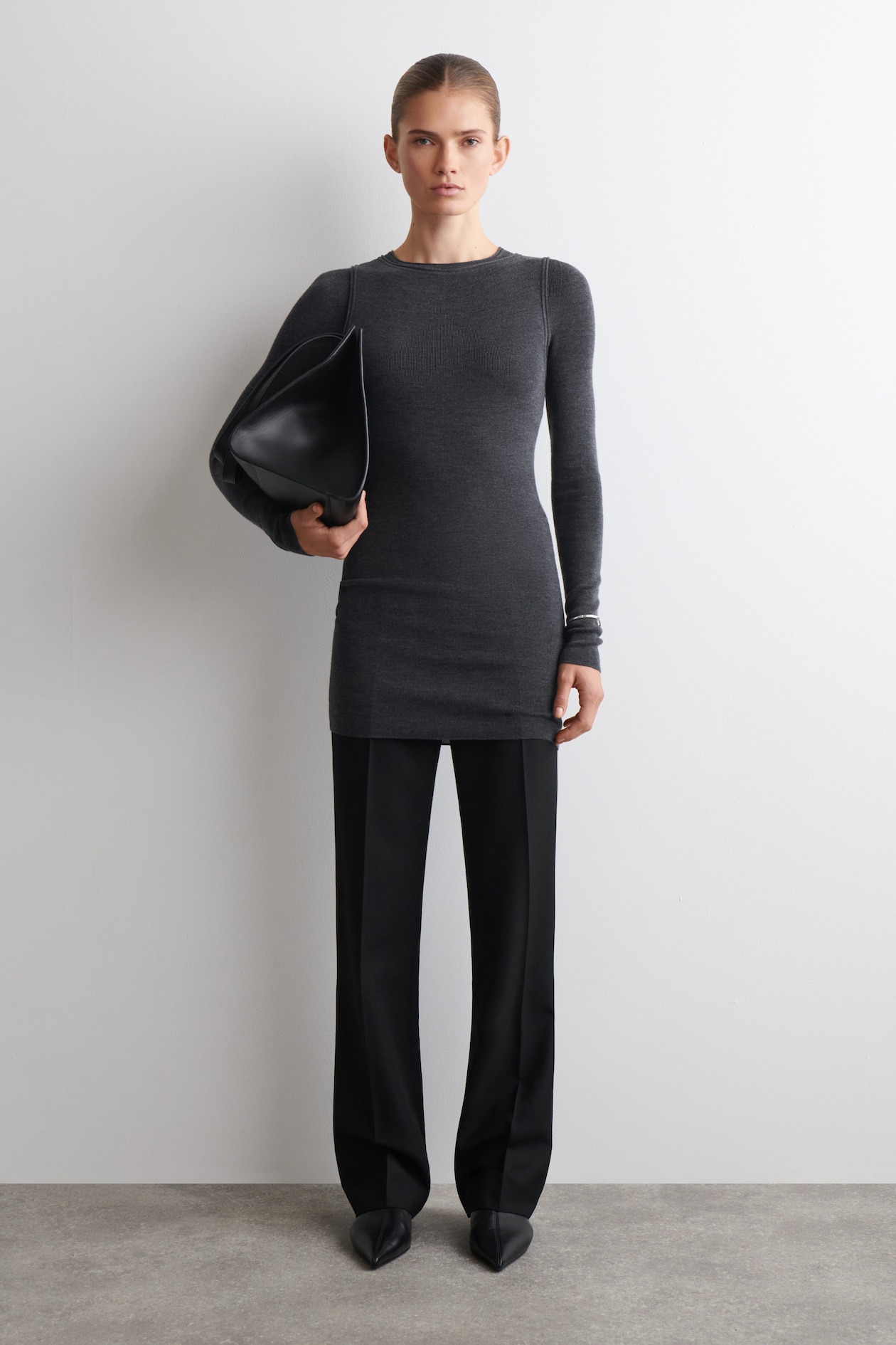 SEAMLESS MERINO WOOL MINI DRESS — CHARCOAL MÉLANGE