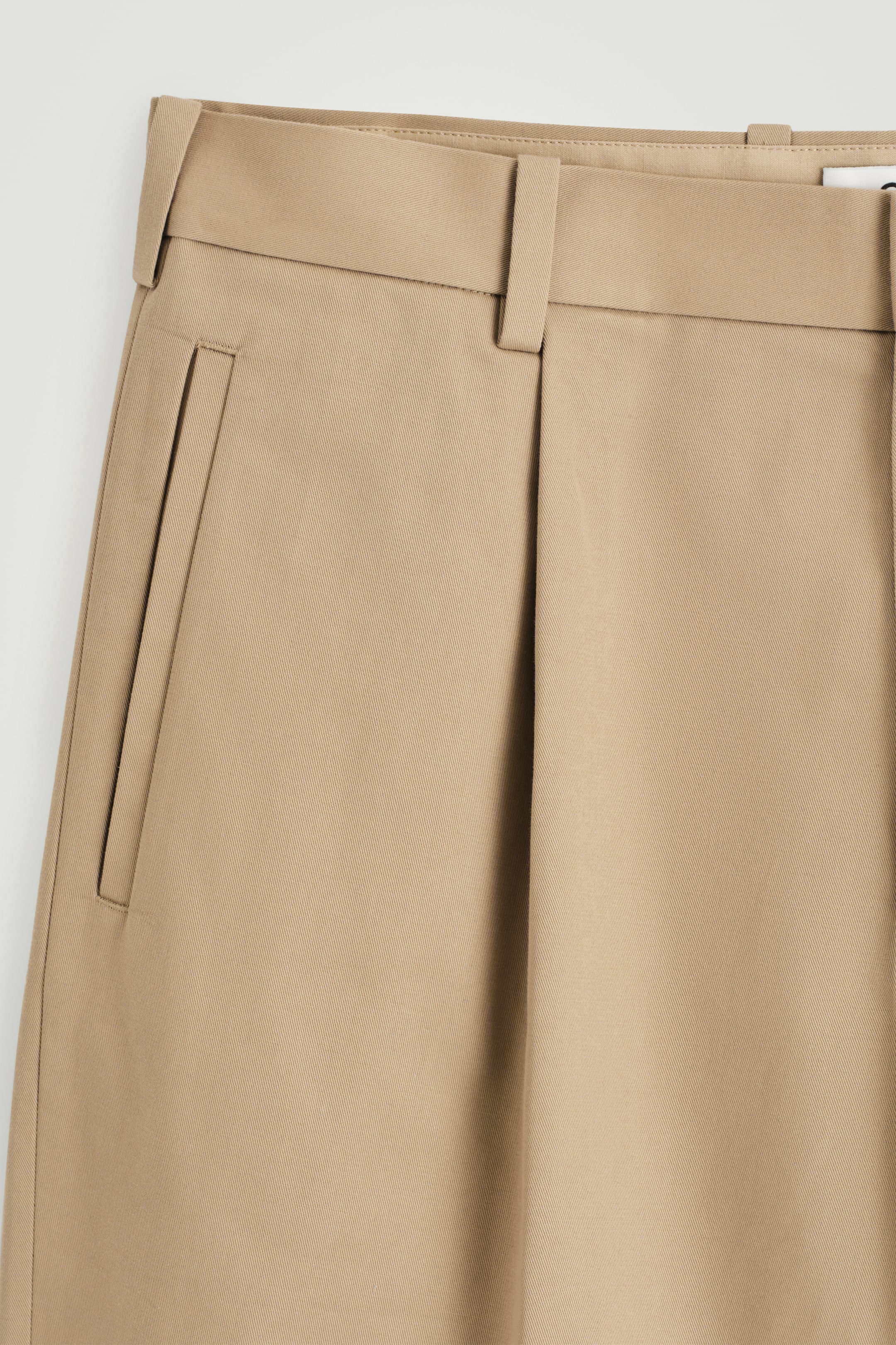 Grösseres Bild ansehen: ELEGANTE CHINOSHORTS AUS BAUMWOLLE - BEIGE - HERREN | H&M CH 5