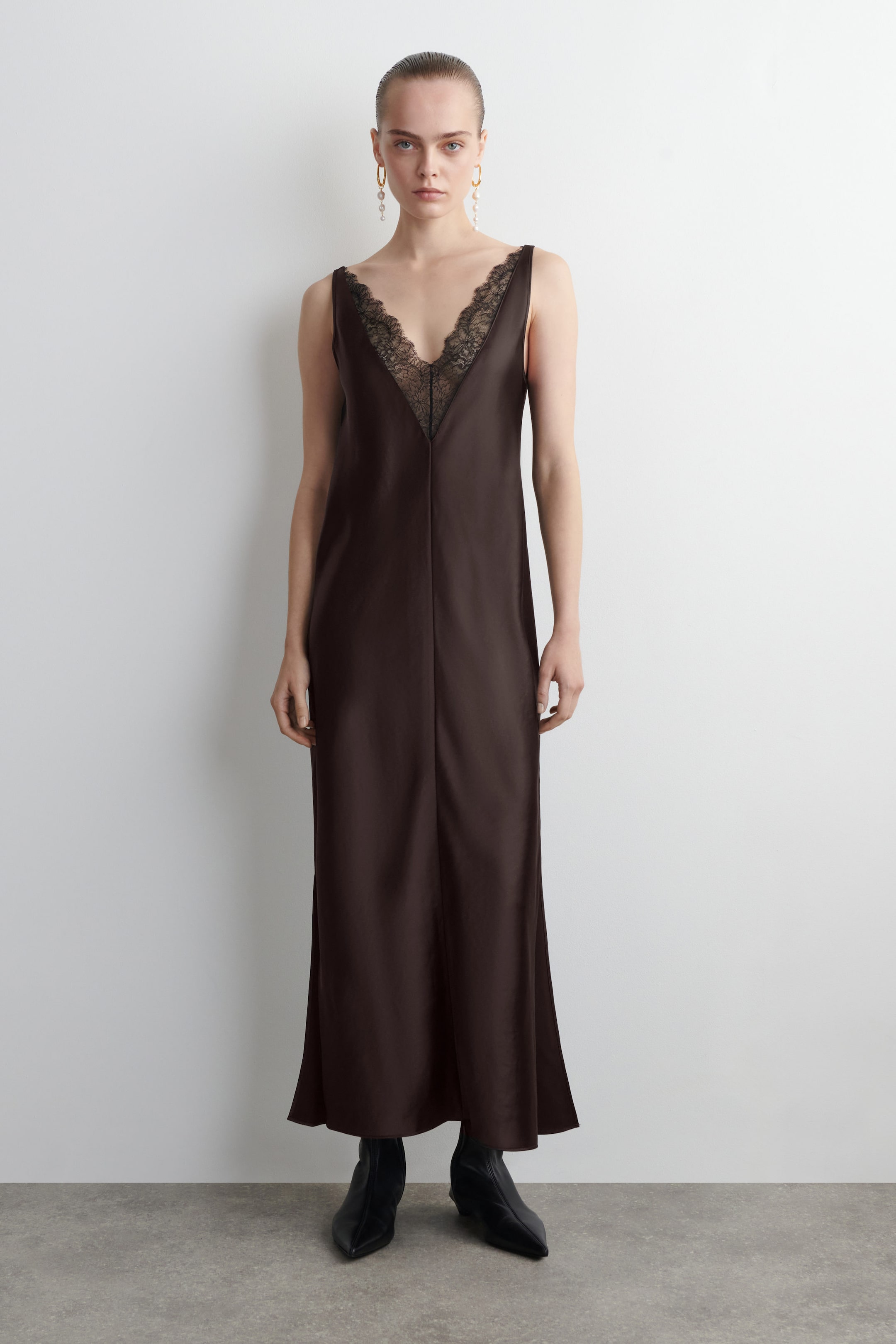 LACE-TRIMMED SATIN SLIP DRESS