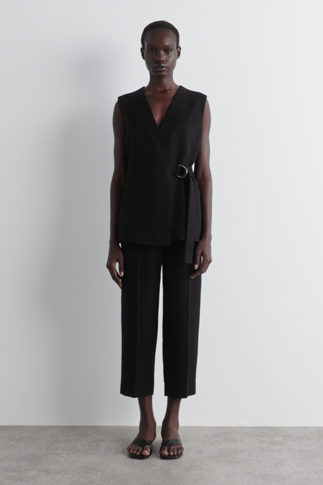 ★LUVISTRUE★BE LACE SHORT PANTS(BLACK)★正規品/韓国直送料込 6c1ceba9a34360351374ecdb859277