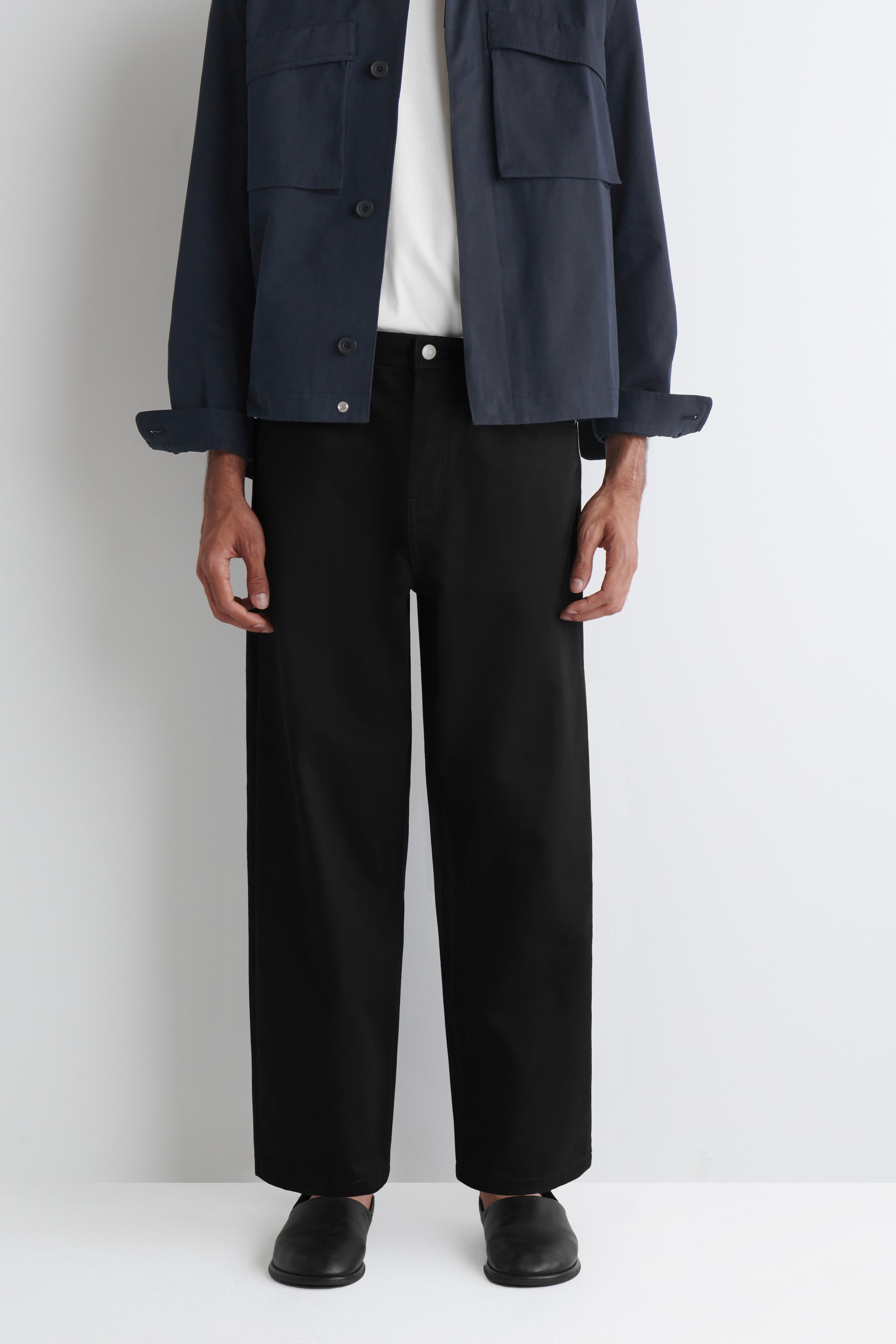 Ver imagen más grande: VAQUEROS DOME DE PERNERAS RECTAS - NEGRO - HOMBRE | H&M ES 2