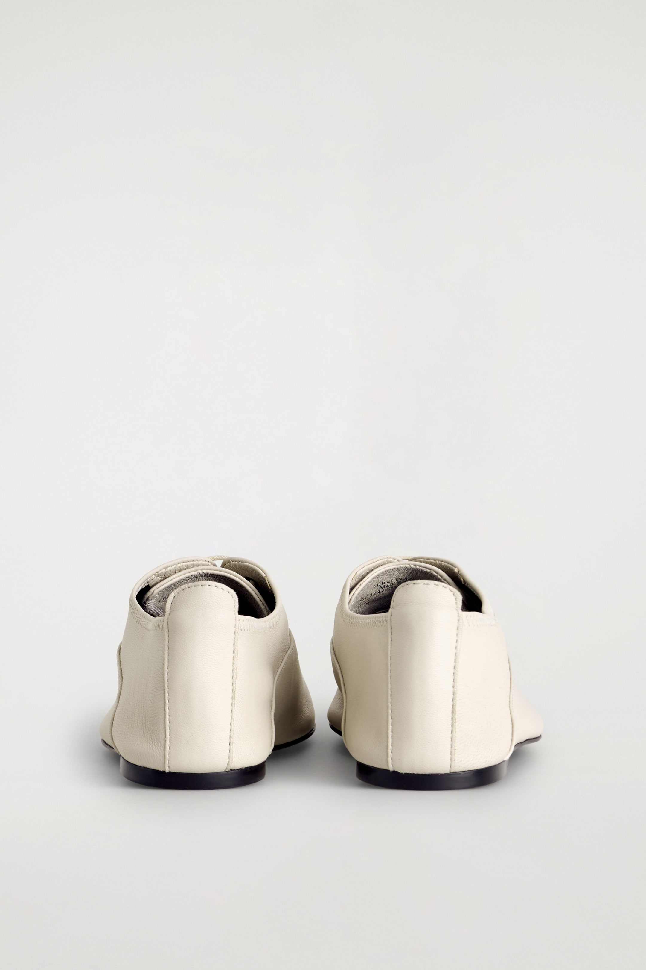 StillMedia/DescriptiveStillLife